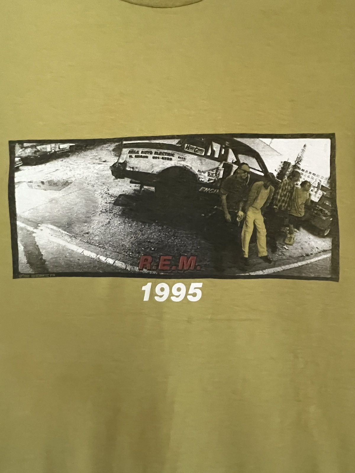 Band Tees × Vintage R.e.m 1995 ft18 Size US XL / EU 56 / 4 - 2 Thumbnail