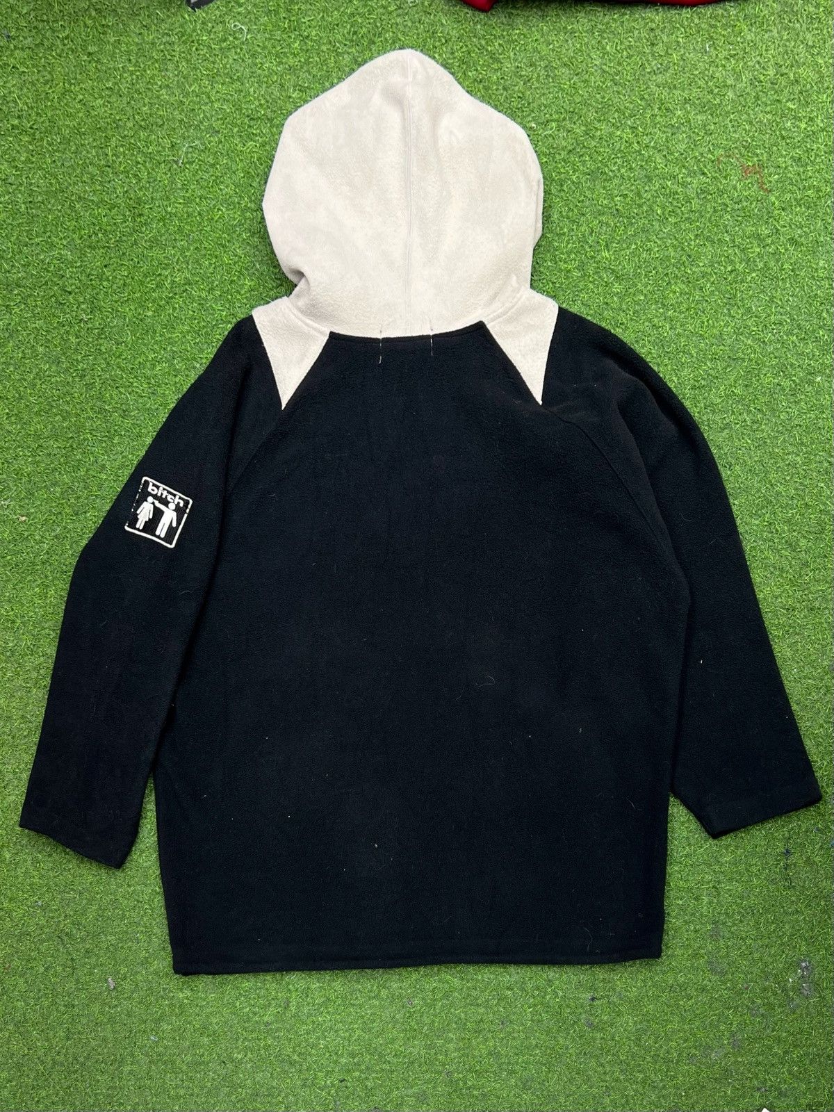 Vintage VINTAGE 90s BITCH SKATEBOARDS X BIG SESSION HOODIE Size US M / EU 48-50 / 2 - 2 Thumbnail