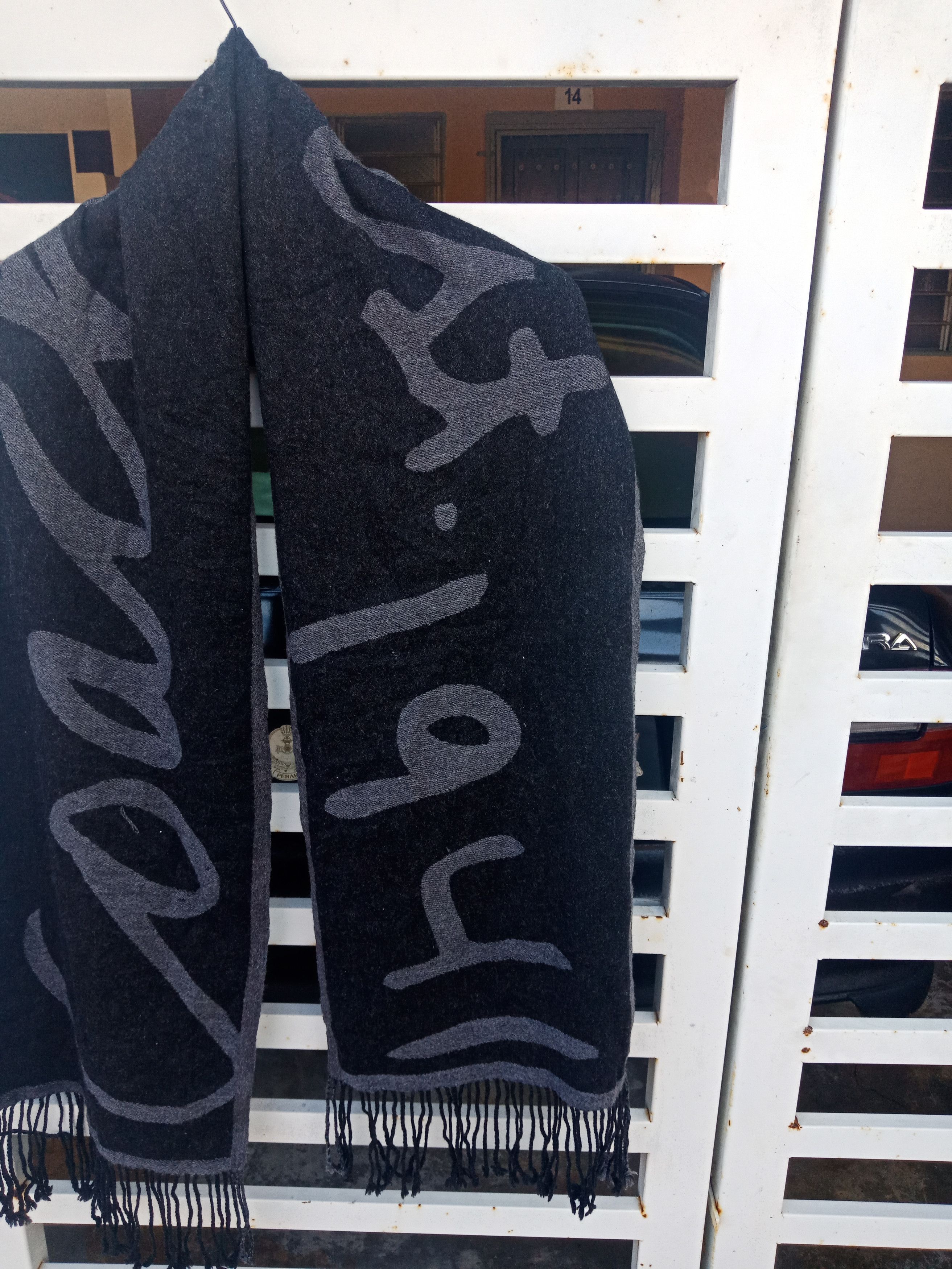 Coach Luxury Coach Spell Out Embroidered Big Logo Wool (16" x 59") Size ONE SIZE - 3 Thumbnail