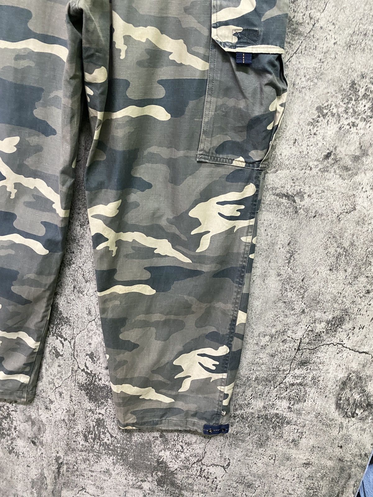 Japanese Brand Japan MILITARY COLLECTION Tactical Multi-pocket Cargo Pants Size US 33 - 15 Thumbnail