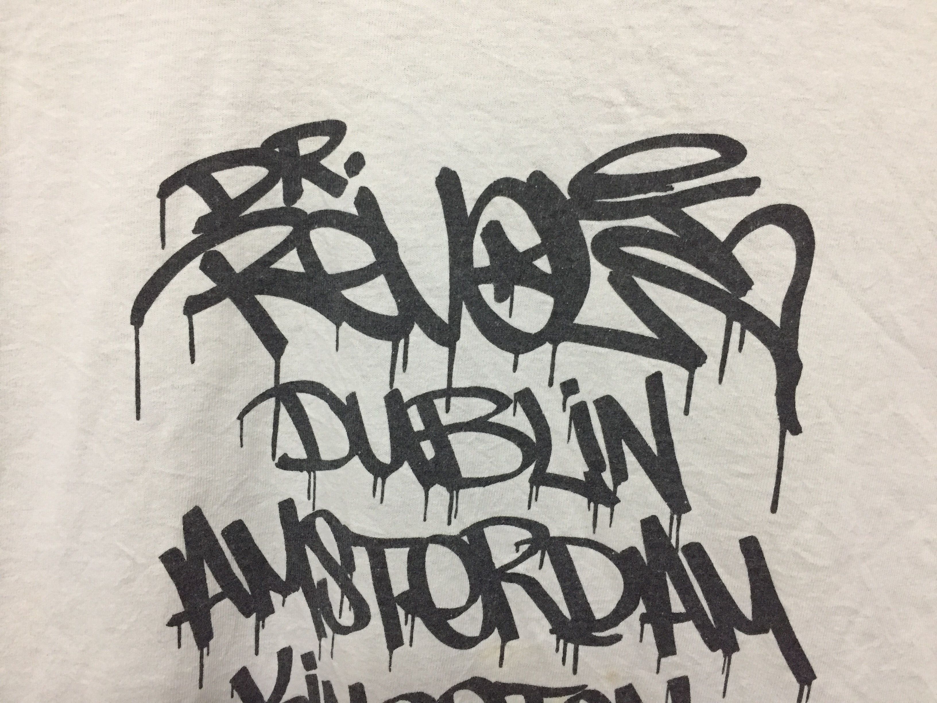 Stussy × Vintage 2006 Dr Revolt artis siri limited world tour tee Size US M / EU 48-50 / 2 - 4 Thumbnail