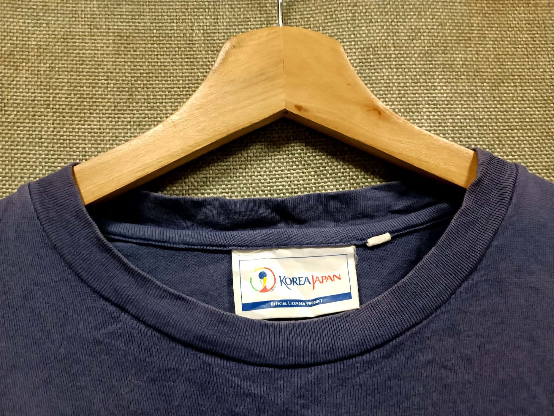 Vintage vintage t shirt FIFA world cup 2002 made in japan Size US M / EU 48-50 / 2 - 5 Thumbnail