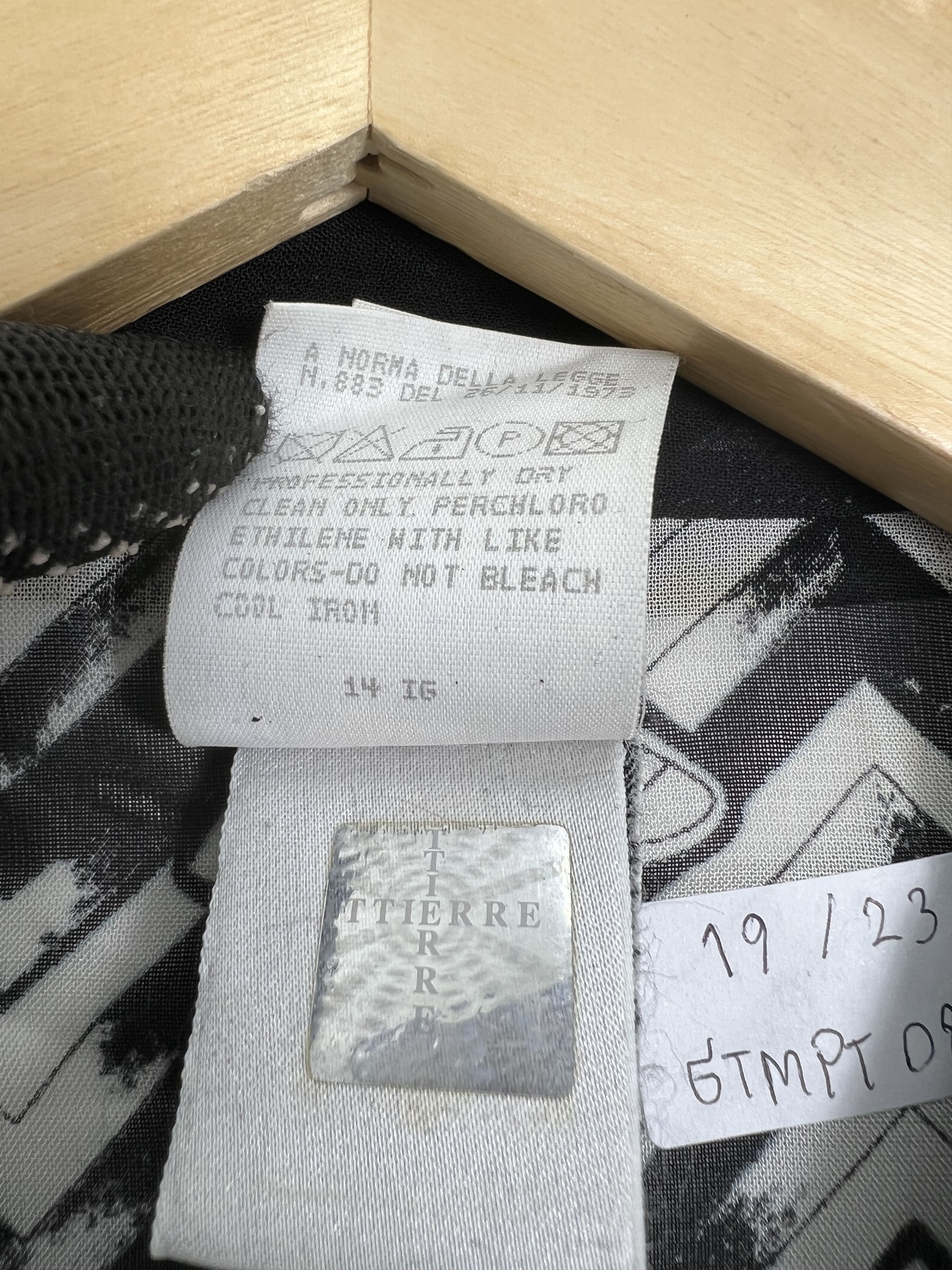 Versus Versace Vintage Versus Gianni Versace see through blouse GTMPT084 Size M / US 6-8 / IT 42-44 - 4 Thumbnail