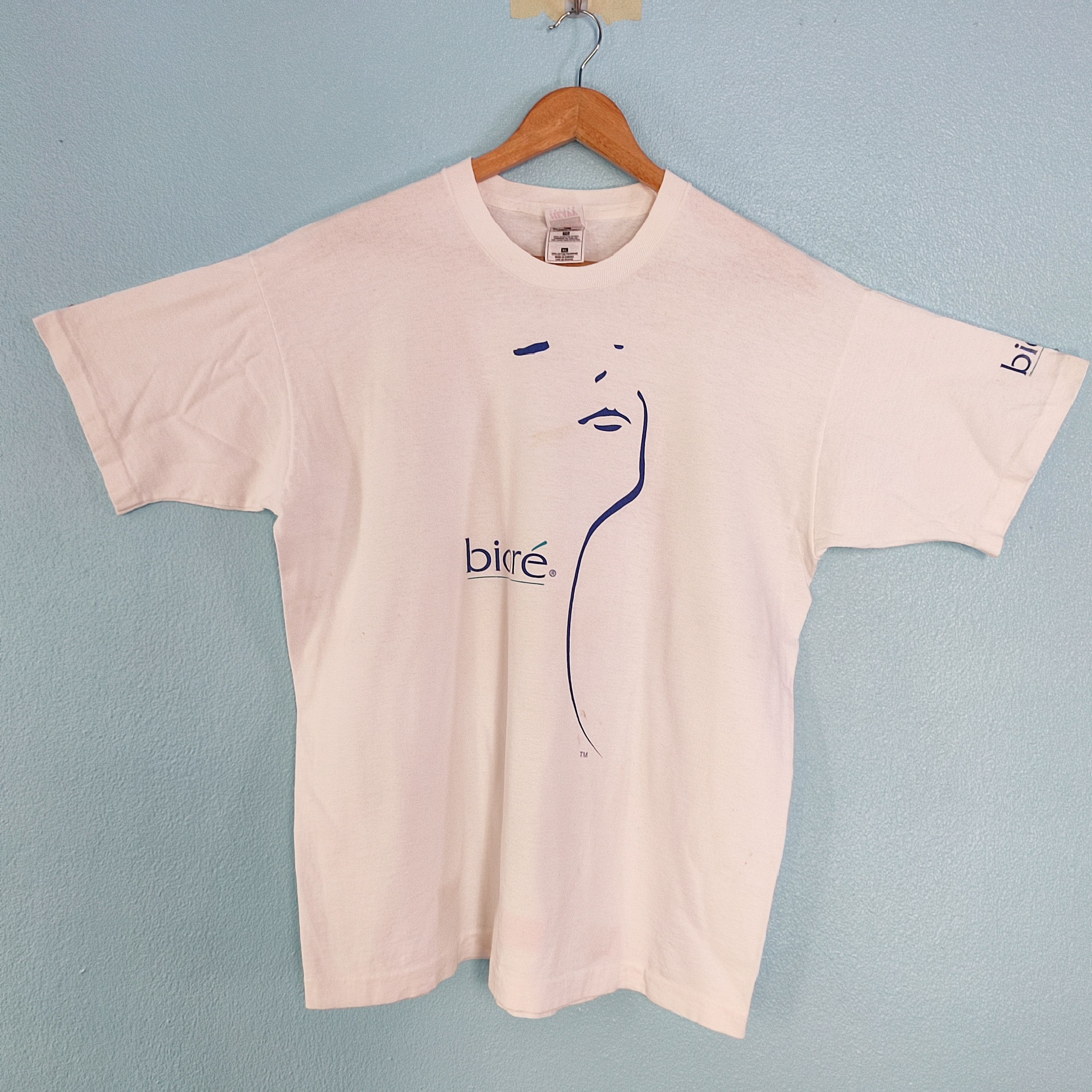 Japanese Brand × Vintage Biore Cosmetics Streetwear Japanese Brand Vintage Tshirt Size US XL / EU 56 / 4 - 1 Thumbnail