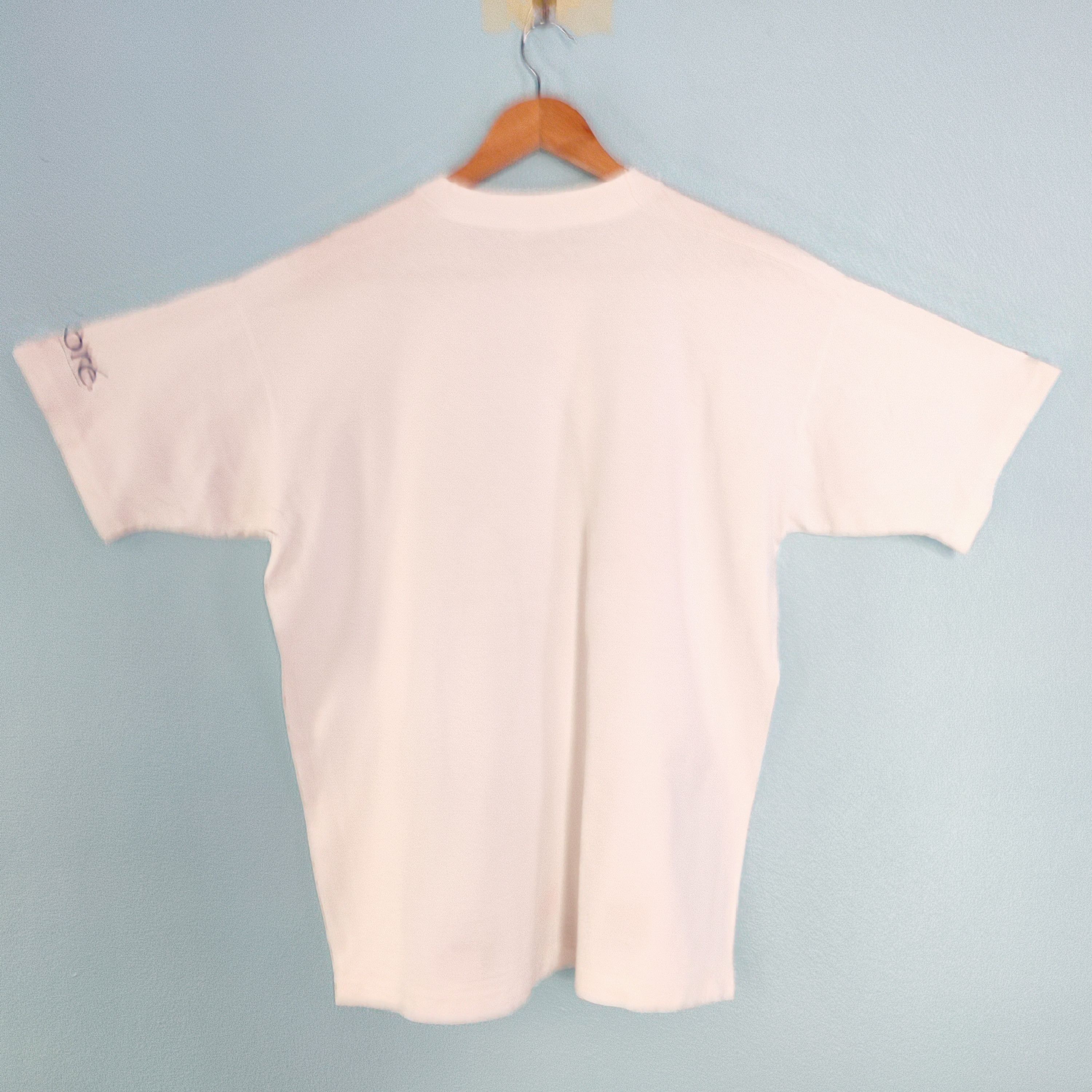 Japanese Brand × Vintage Biore Cosmetics Streetwear Japanese Brand Vintage Tshirt Size US XL / EU 56 / 4 - 3 Thumbnail