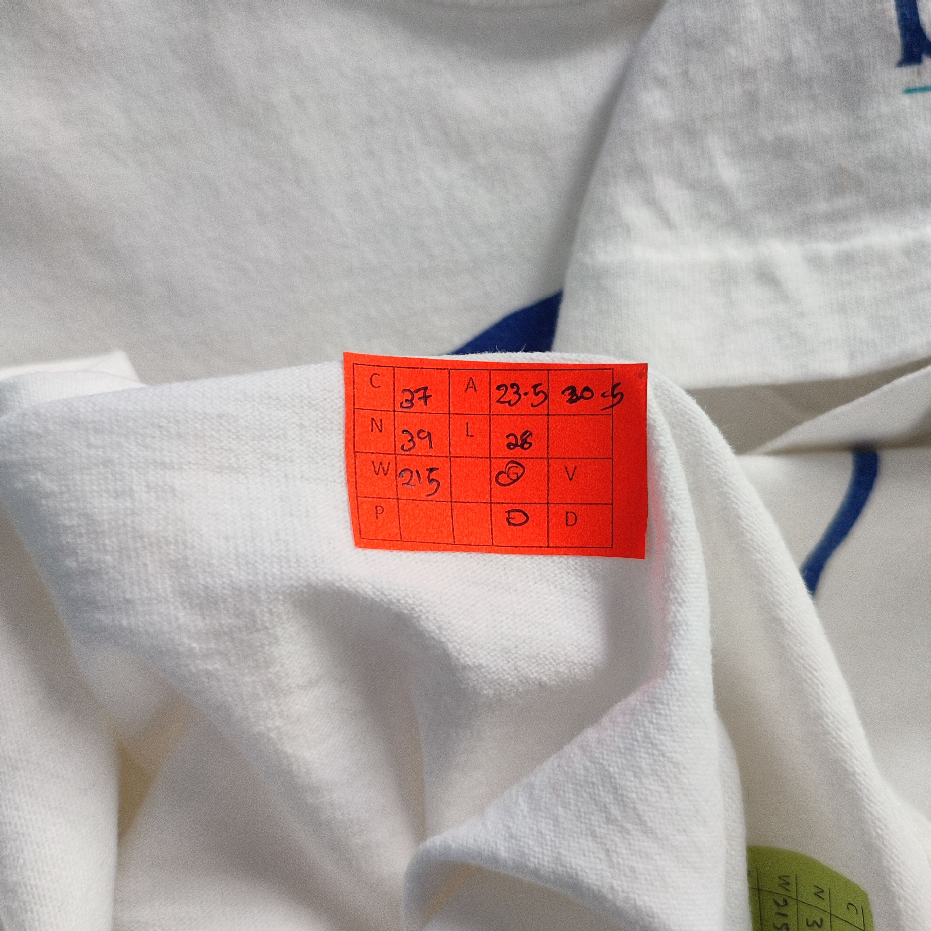 Japanese Brand × Vintage Biore Cosmetics Streetwear Japanese Brand Vintage Tshirt Size US XL / EU 56 / 4 - 5 Thumbnail