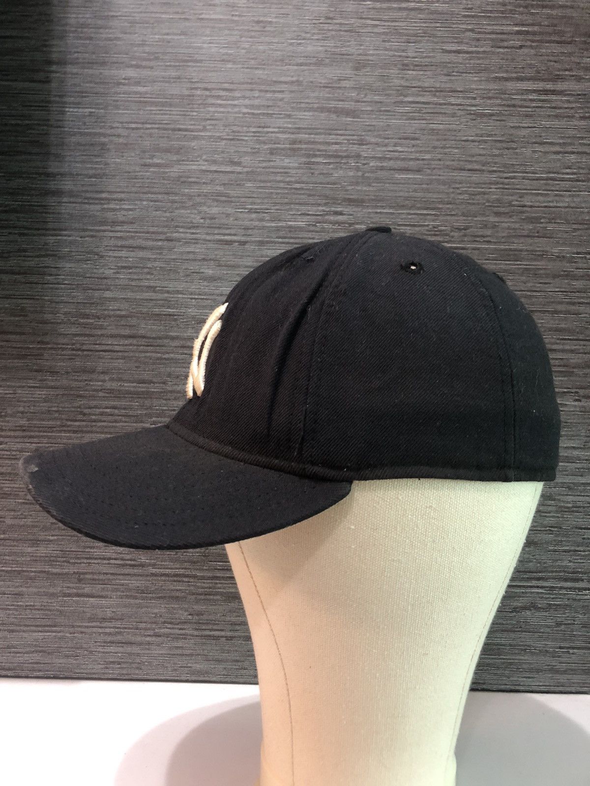 New Era New York Yankees Rare Hat Cap Size ONE SIZE - 3 Thumbnail