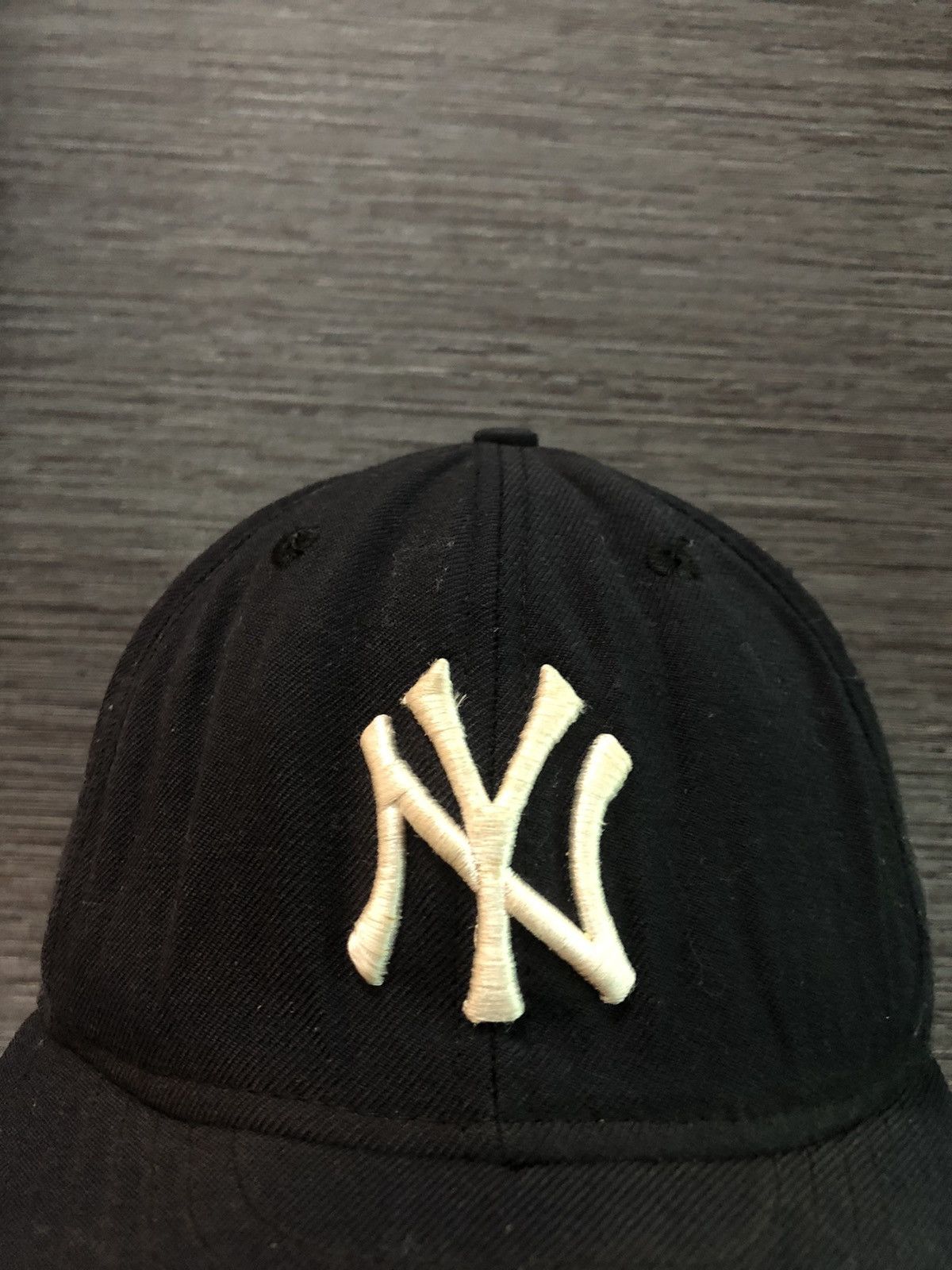 New Era New York Yankees Rare Hat Cap Size ONE SIZE - 2 Thumbnail