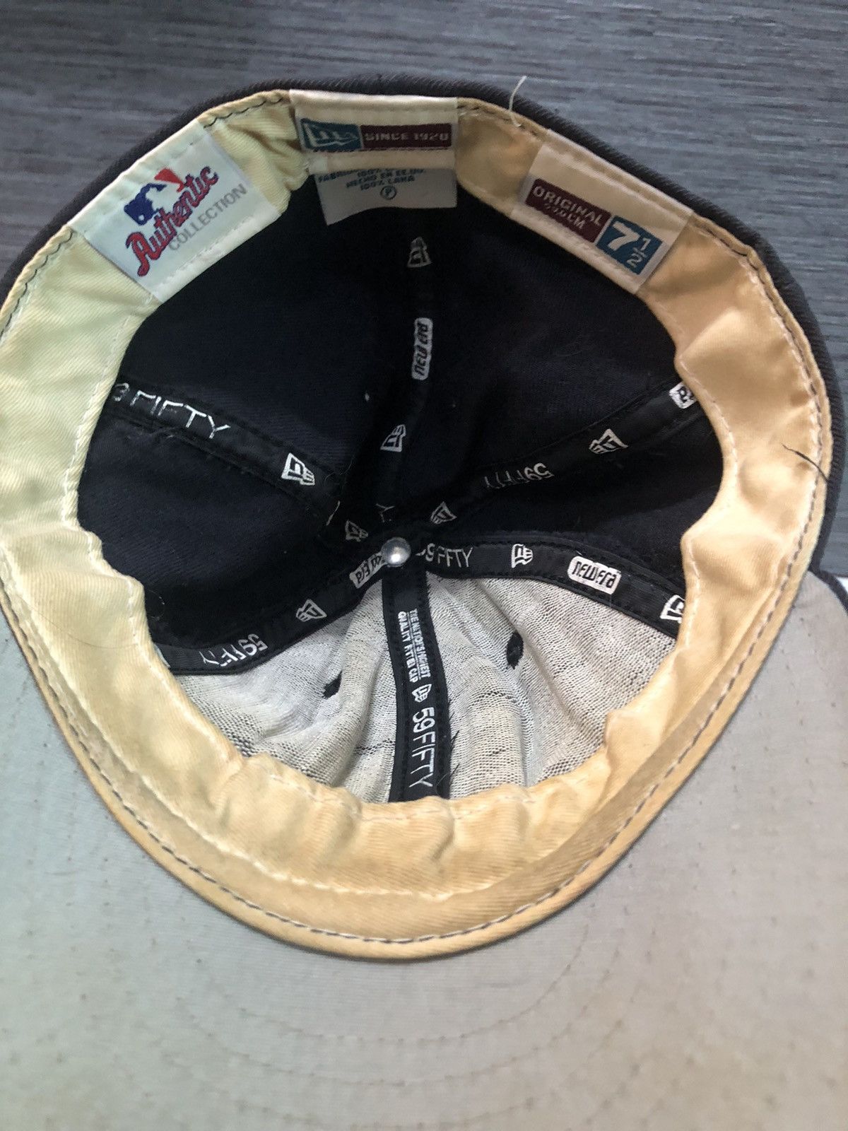 New Era New York Yankees Rare Hat Cap Size ONE SIZE - 6 Thumbnail