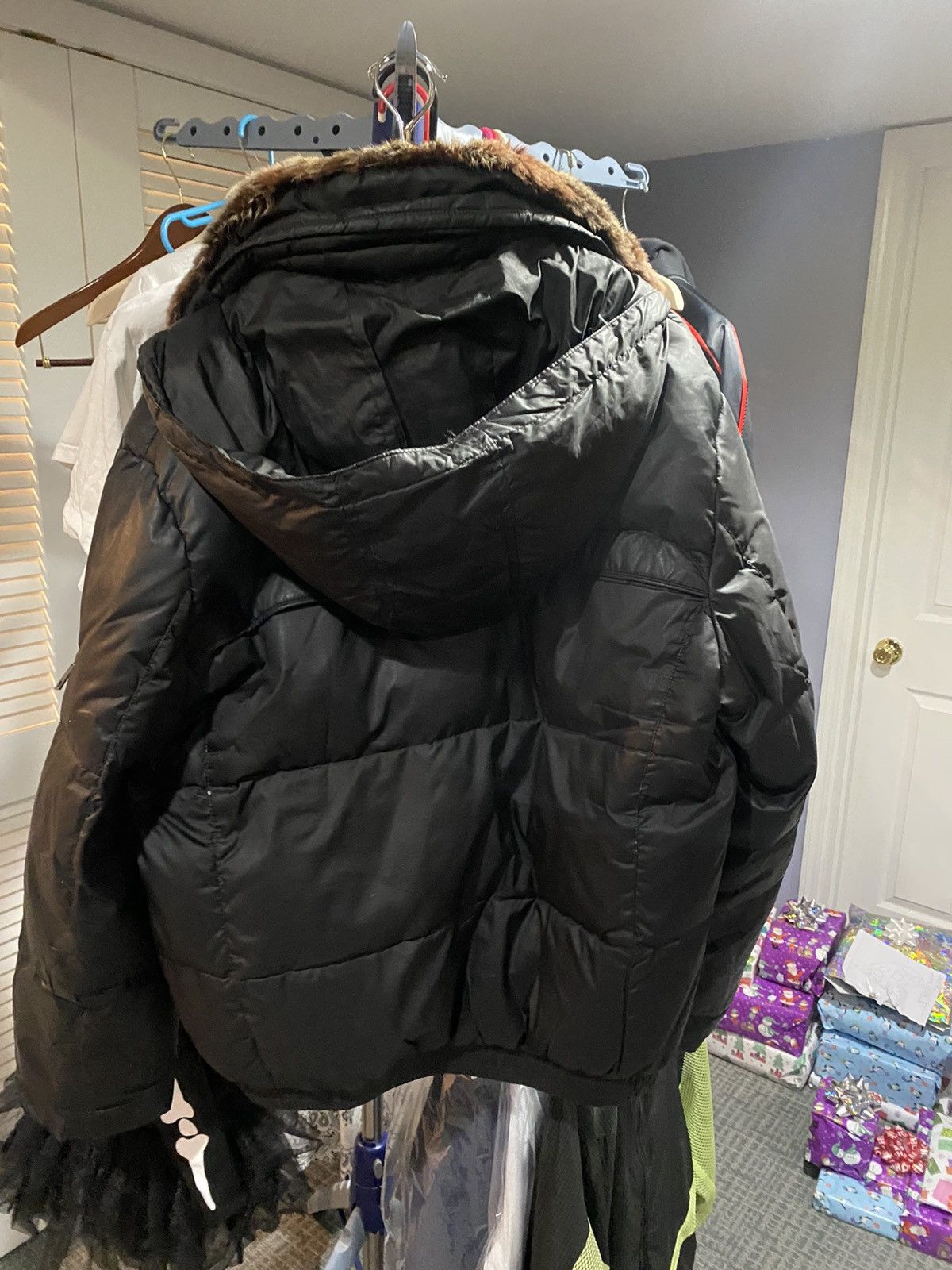 Barneys New York Barney’s New York rabbit fur collar down jacket Size US M / EU 48-50 / 2 - 5 Thumbnail