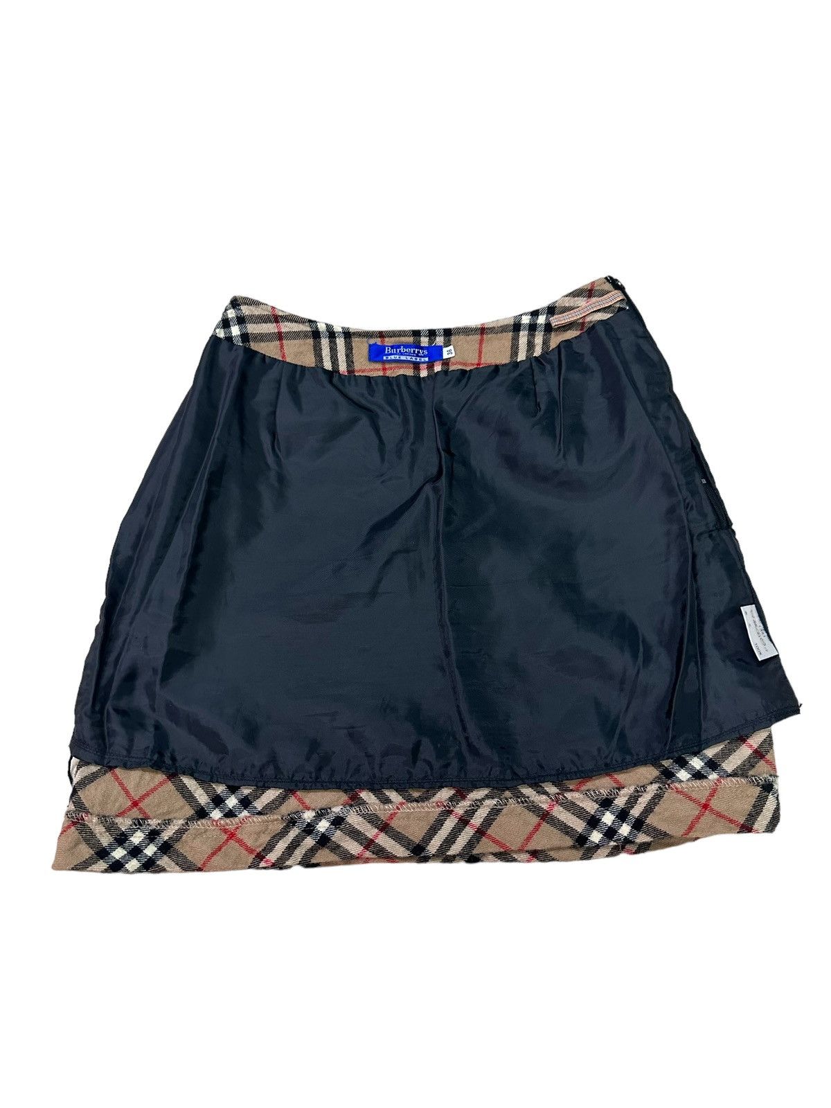 Burberry AUTHENTIC BURBERRY CLASSIC MINI SKIRT Size 26" / US 2 / IT 38 - 3 Thumbnail
