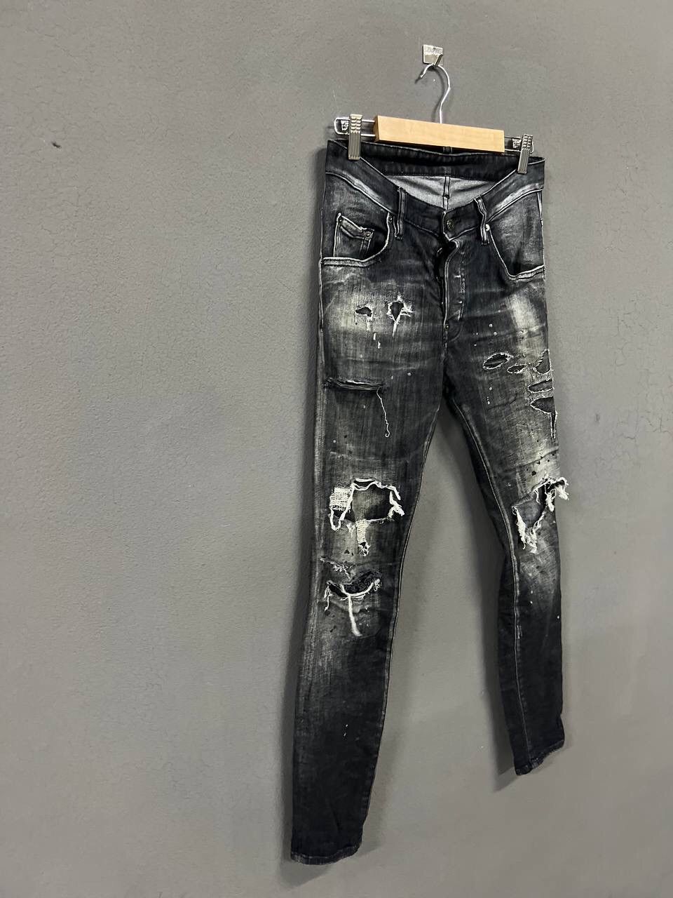 Dsquared2 DSQUARED2 DISTRESS DENIM DESIGN SKINNY Size US 28 / EU 44 - 2 Thumbnail