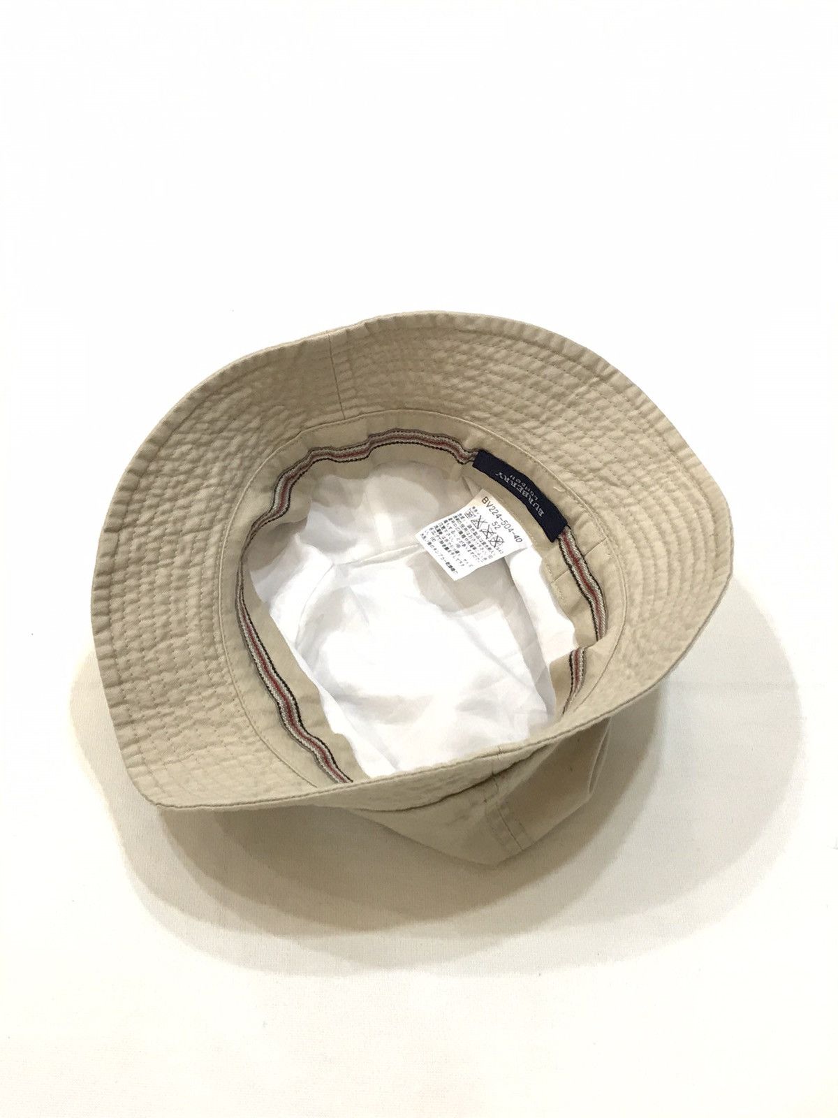 Burberry BURBERRY LONDON BEIGE BUCKET HAT SIDE POCKET KIDS Size ONE SIZE - 5 Thumbnail