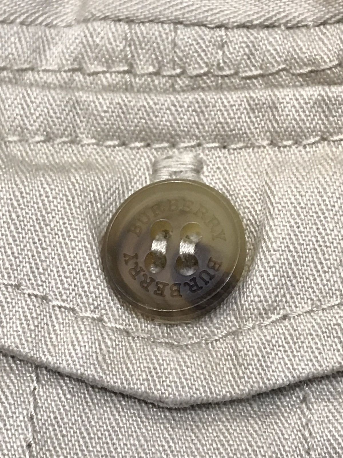 Burberry BURBERRY LONDON BEIGE BUCKET HAT SIDE POCKET KIDS Size ONE SIZE - 4 Thumbnail