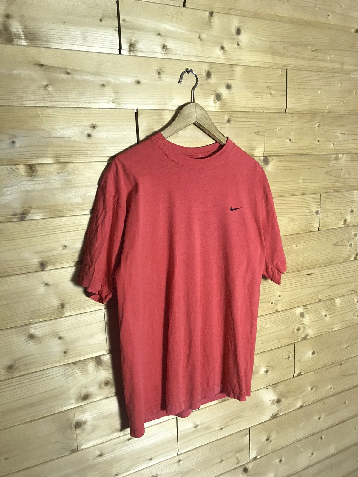 Vintage Vintage 90s Nike t-shirt Size US M / EU 48-50 / 2 - 2 Thumbnail