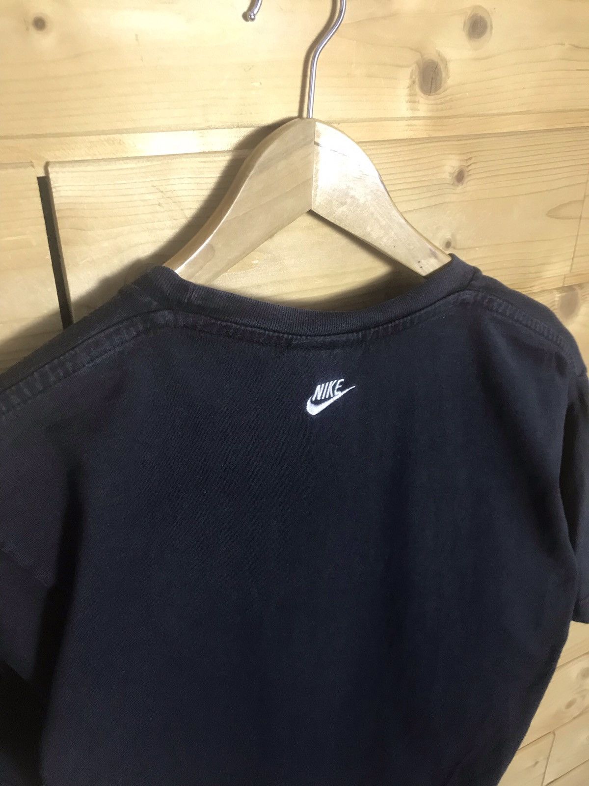 Vintage Vintage Nike big logo t-shirt Size US S / EU 44-46 / 1 - 9 Thumbnail