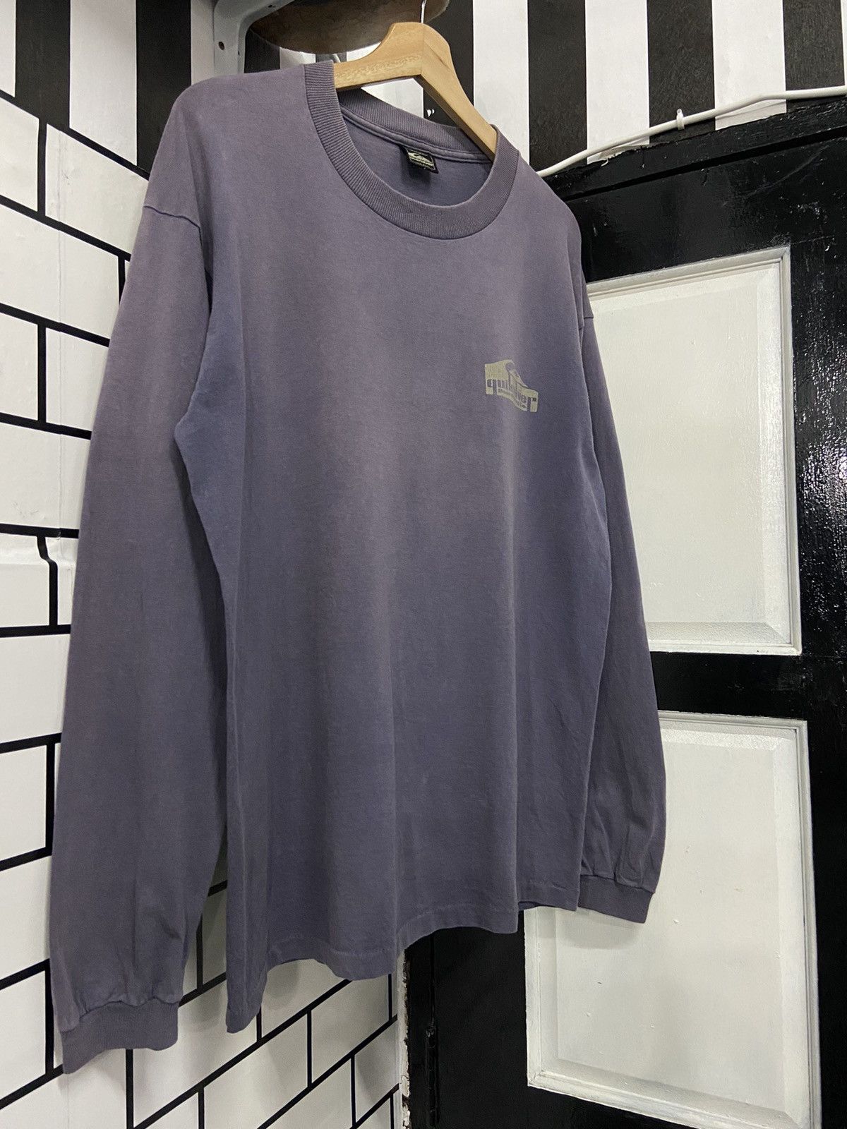 Quicksilver Vintage Quicksilver Nicely Sun Faded Long Sleeve Tshirt Size US M / EU 48-50 / 2 - 4 Thumbnail