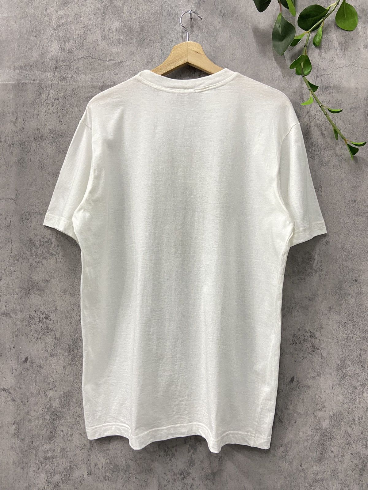 Alviero Martini Vintage Alviero Martini Luxury Italy Made Tshirt Size US L / EU 52-54 / 3 - 2 Thumbnail