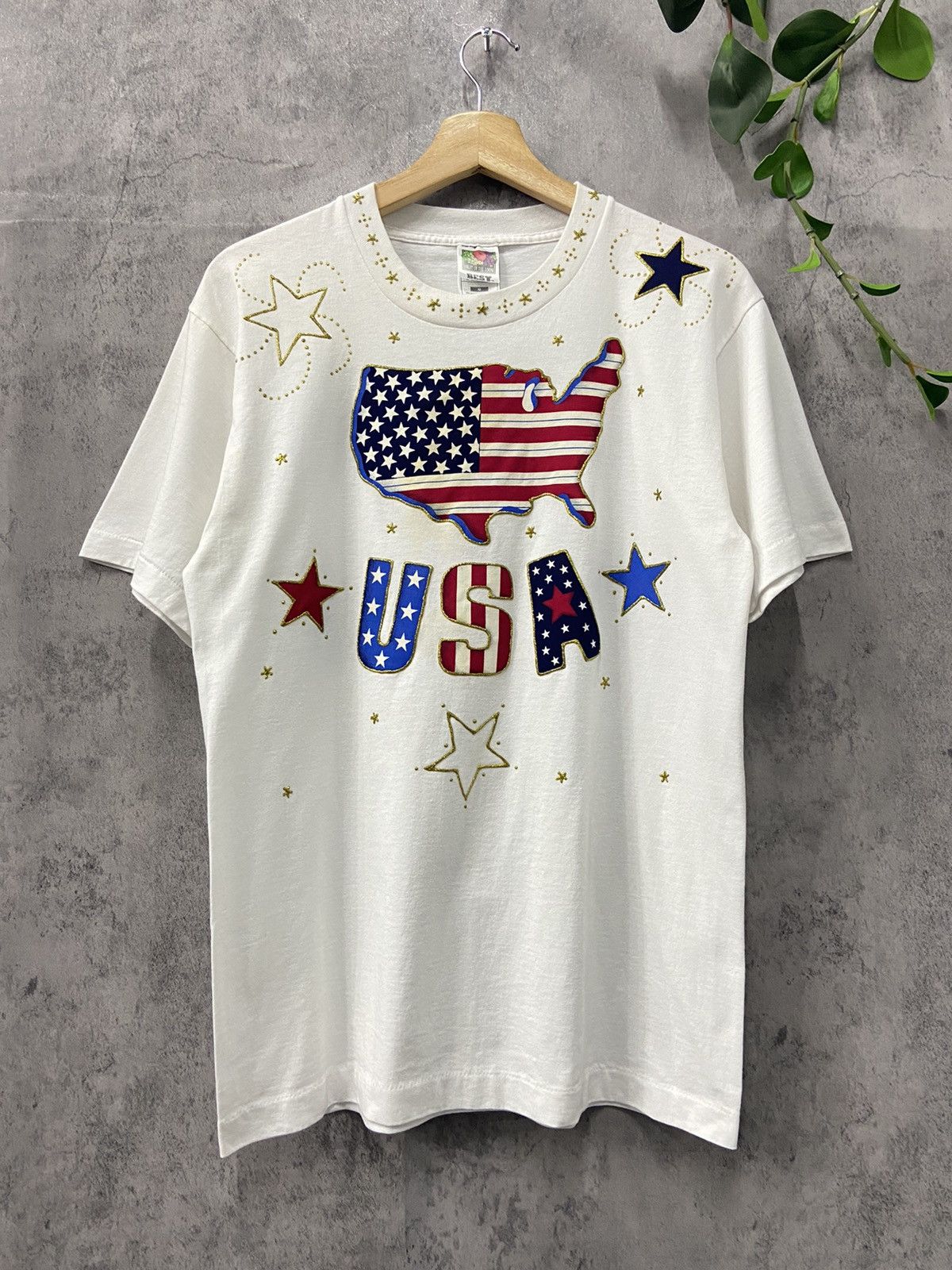 Vintage Vintage 90’s USA Flag Map Art Embossed Glitter Tshirt Size US S / EU 44-46 / 1 - 1 Thumbnail