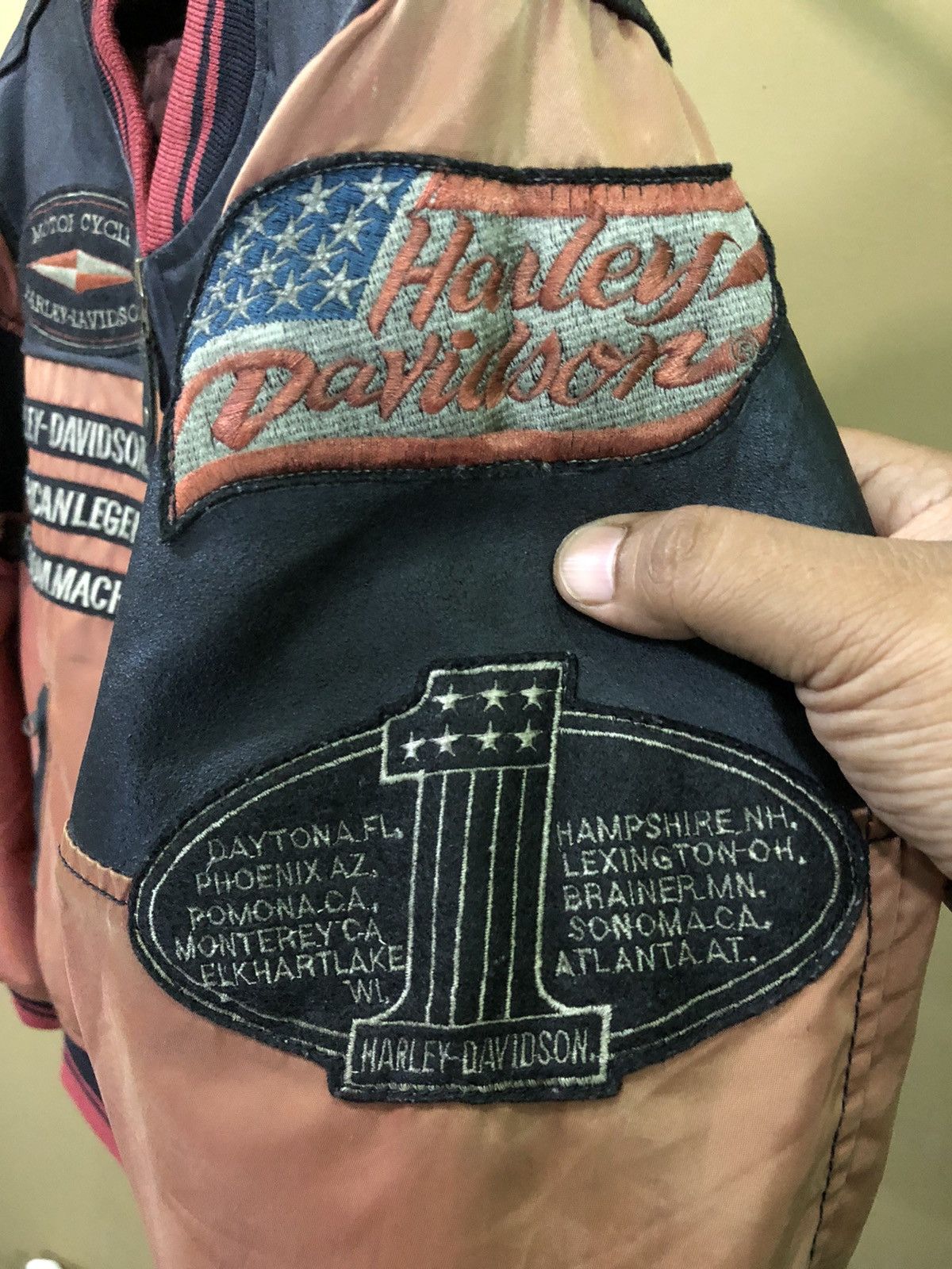 Harley Davidson × Vintage Vintage Sunfaded Harley Davidson Leather Bomber Jacket Size US M / EU 48-50 / 2 - 6 Thumbnail