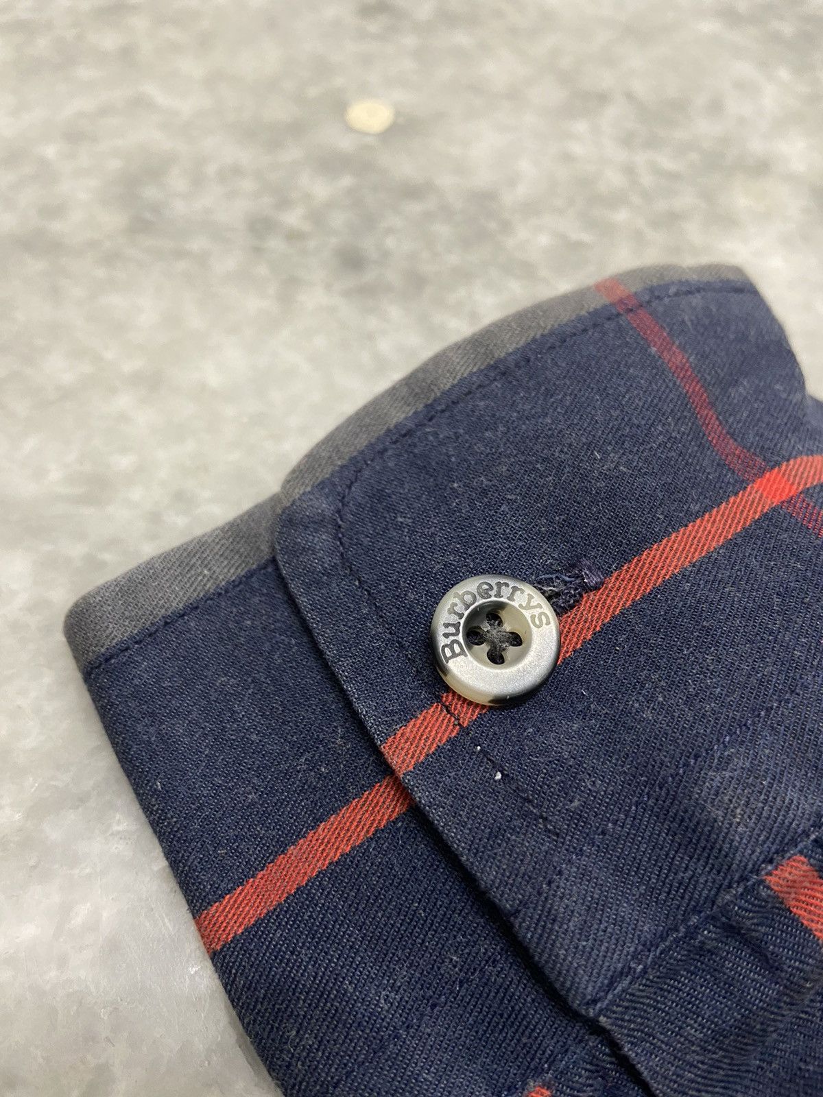 Burberry Vintage Burberrys Made in USA Double pockets nova shirt Size US M / EU 48-50 / 2 - 6 Thumbnail