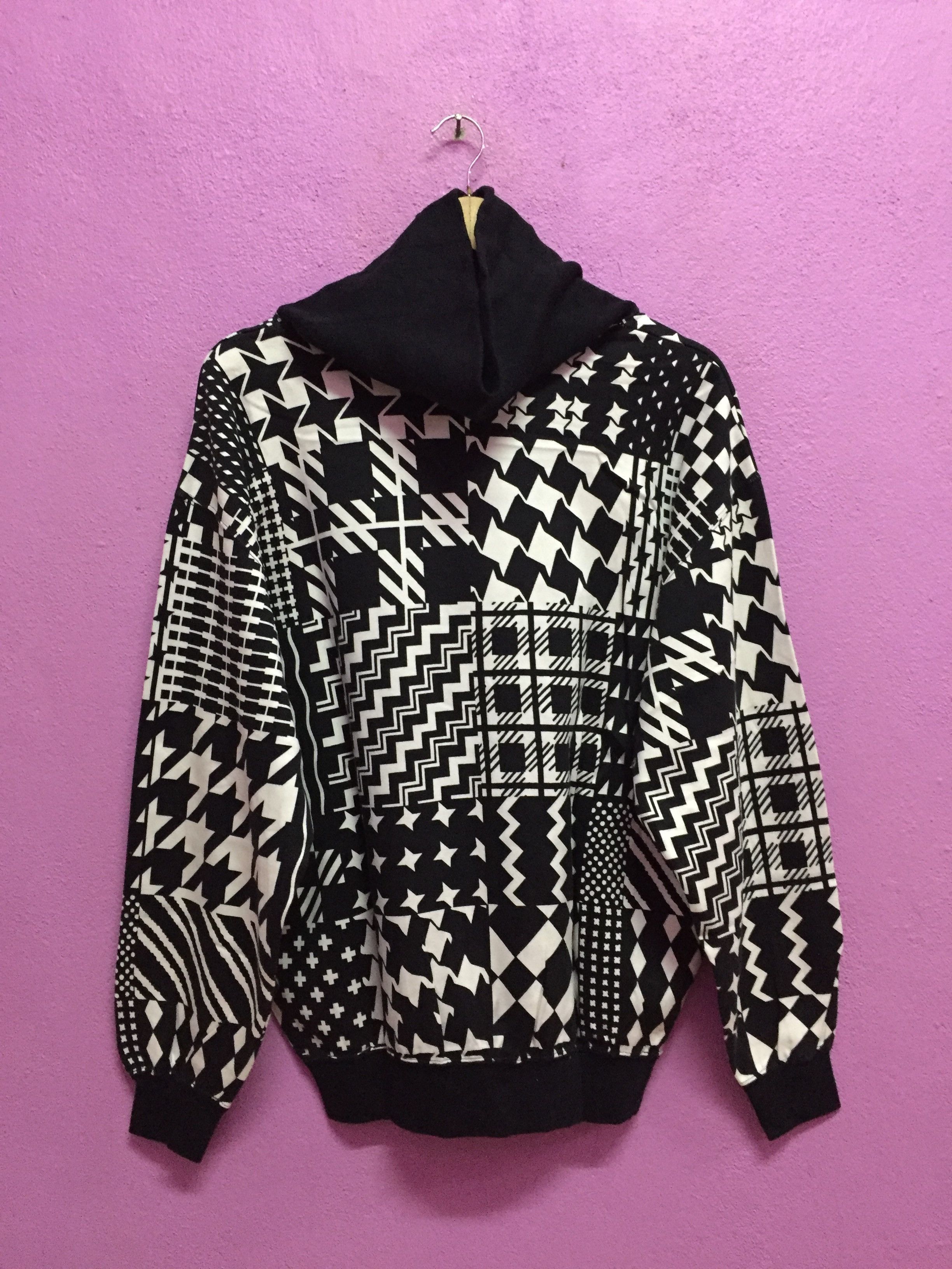 Vintage 90's Kansai O2 By Kansai Yamamoto Sweatshirts