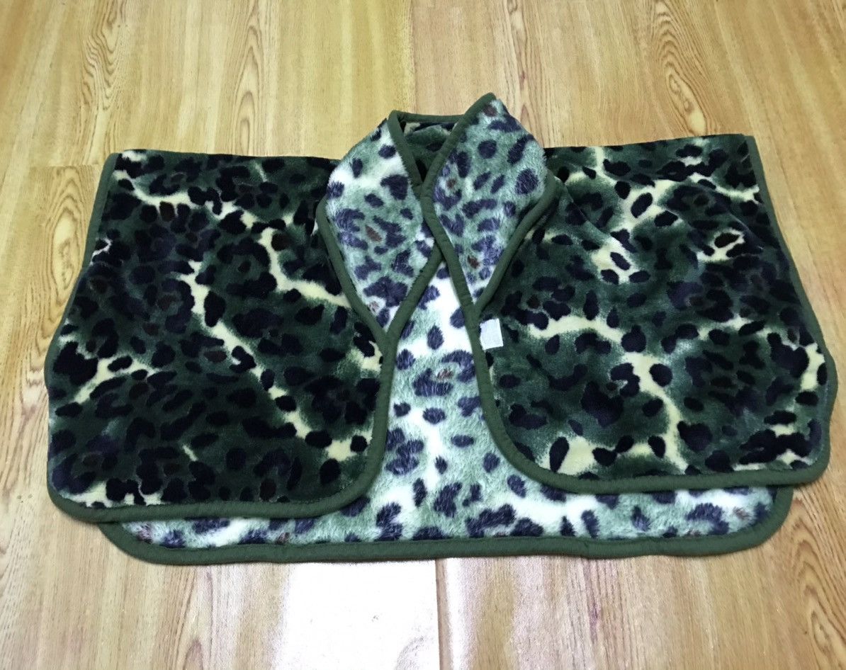 Other camo capes cloaks poncho Size US M / EU 48-50 / 2 - 7 Thumbnail
