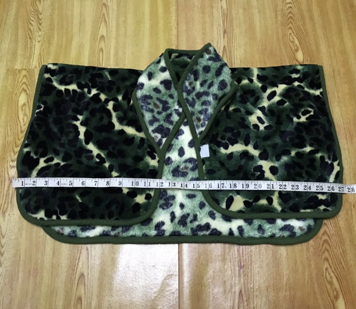 Other camo capes cloaks poncho Size US M / EU 48-50 / 2 - 8 Thumbnail