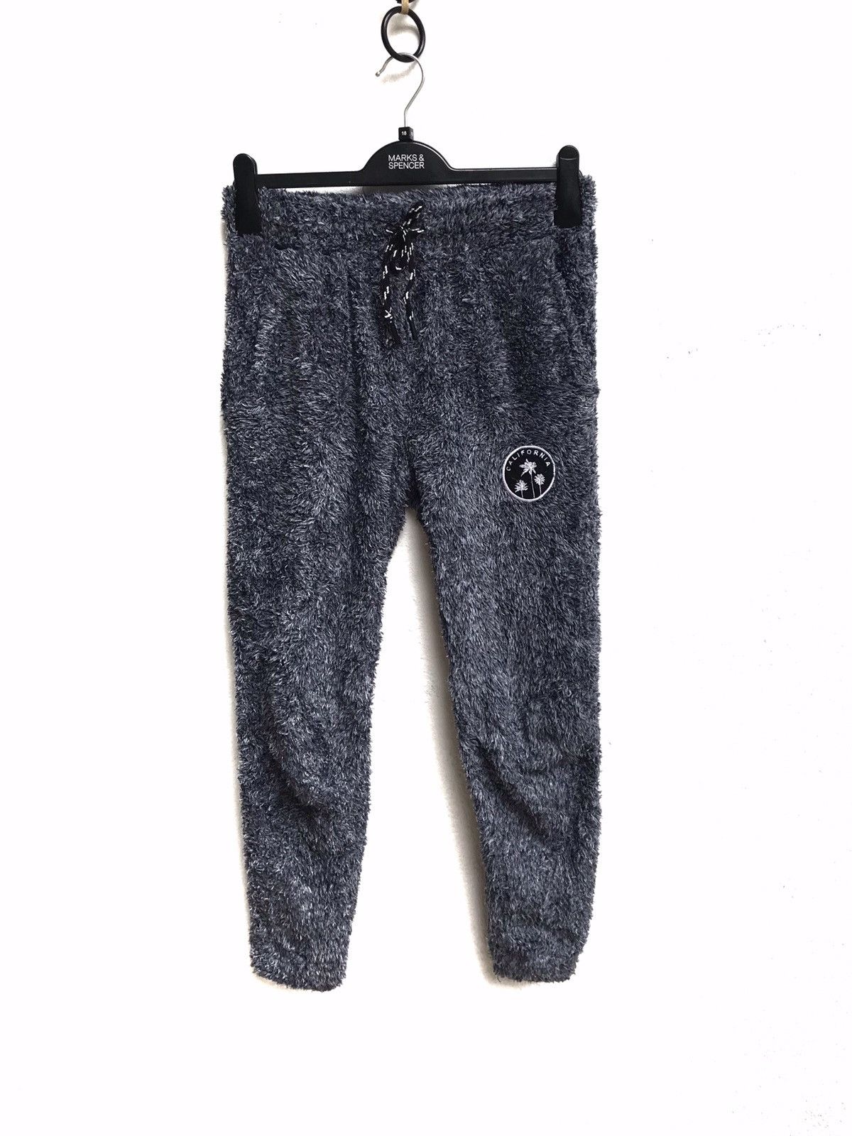 Japanese Brand 🔥Bitter Blue Faux Fur Sweatpants Size US 26 / EU 42 - 1 Thumbnail