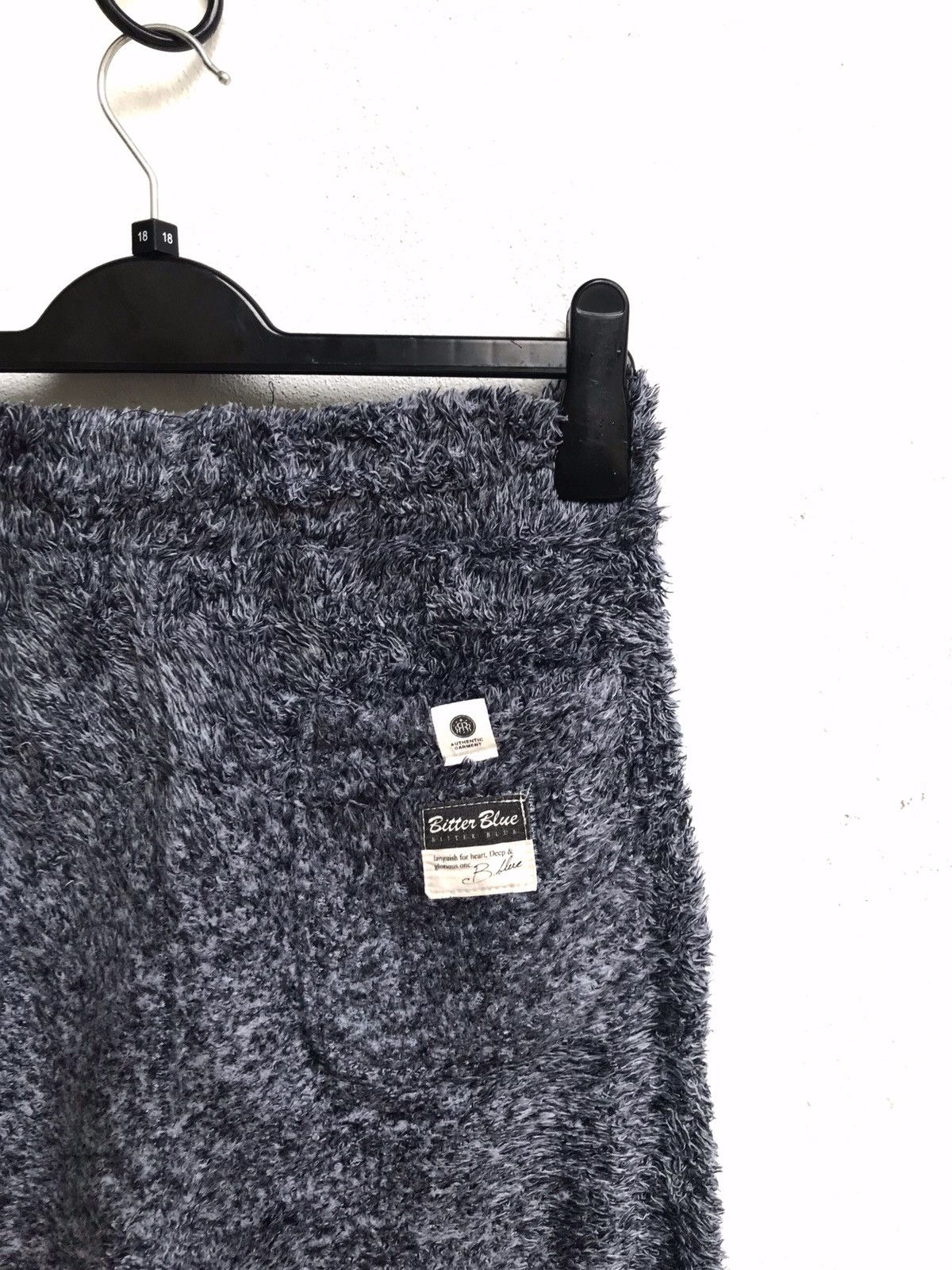 Japanese Brand 🔥Bitter Blue Faux Fur Sweatpants Size US 26 / EU 42 - 4 Thumbnail