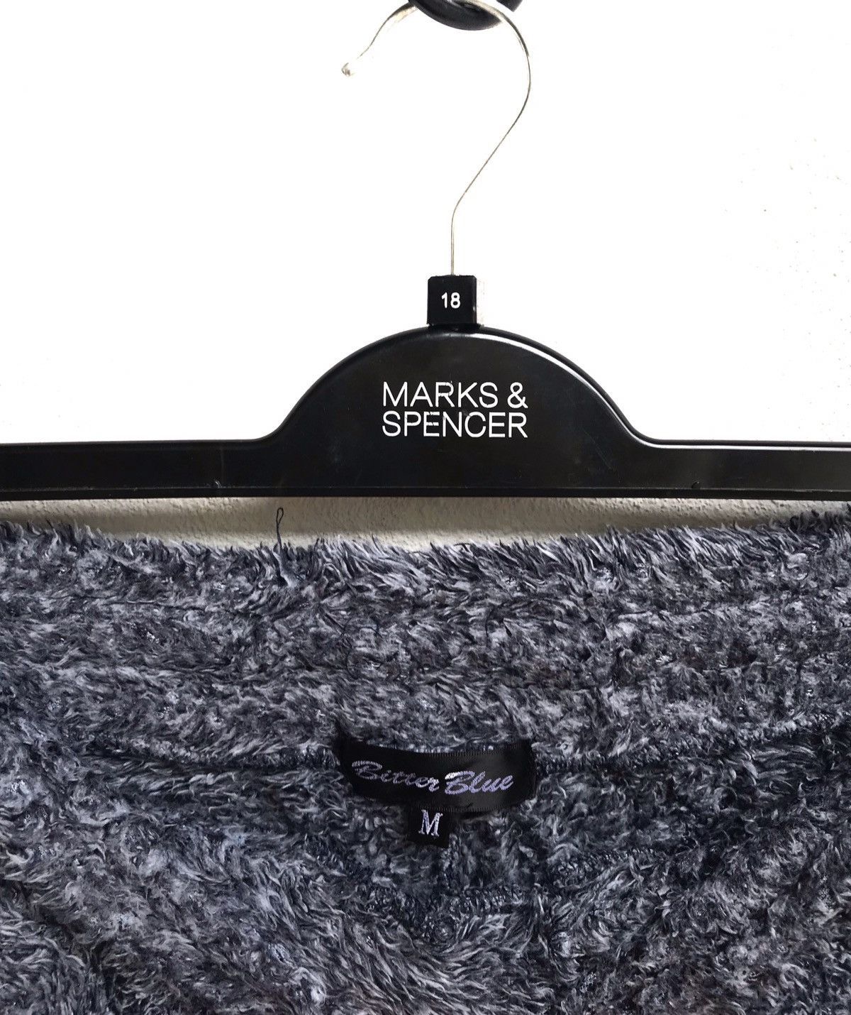 Japanese Brand 🔥Bitter Blue Faux Fur Sweatpants Size US 26 / EU 42 - 5 Thumbnail