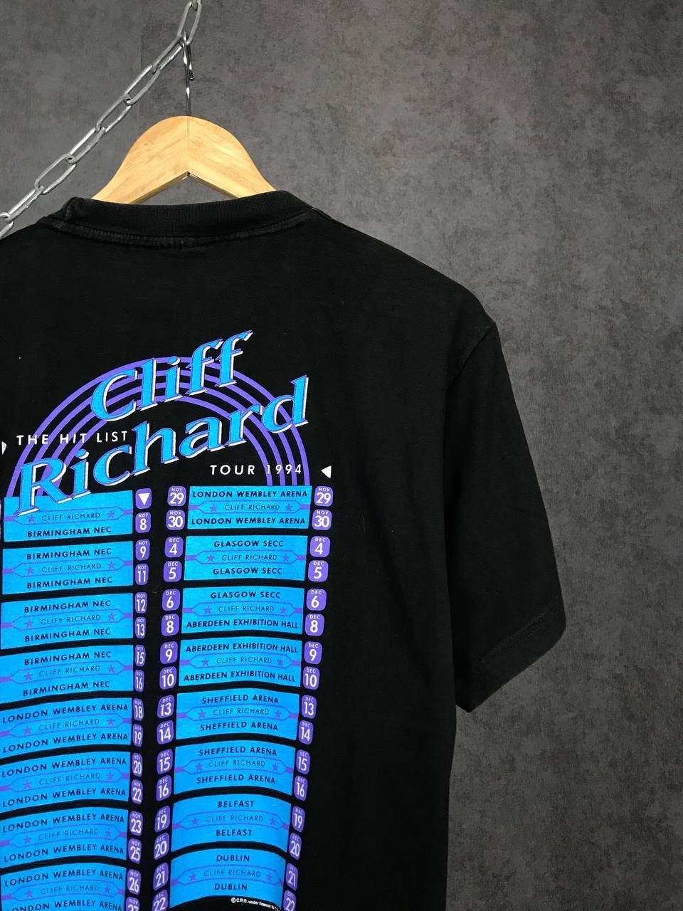 Band Tees Cliff Richard 1994 vintage rock band tour tee Size US L / EU 52-54 / 3 - 5 Thumbnail