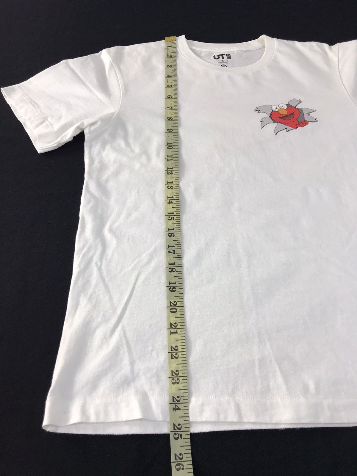 Japanese Brand × Kaws Cartoon Network Kaws Sesame Street Monster Tear Style Size US S / EU 44-46 / 1 - 9 Thumbnail