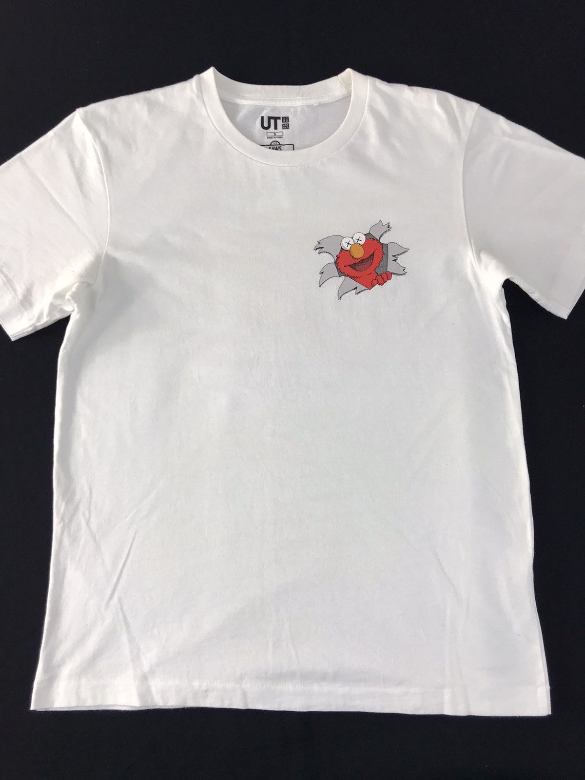 Japanese Brand × Kaws Cartoon Network Kaws Sesame Street Monster Tear Style Size US S / EU 44-46 / 1 - 4 Thumbnail