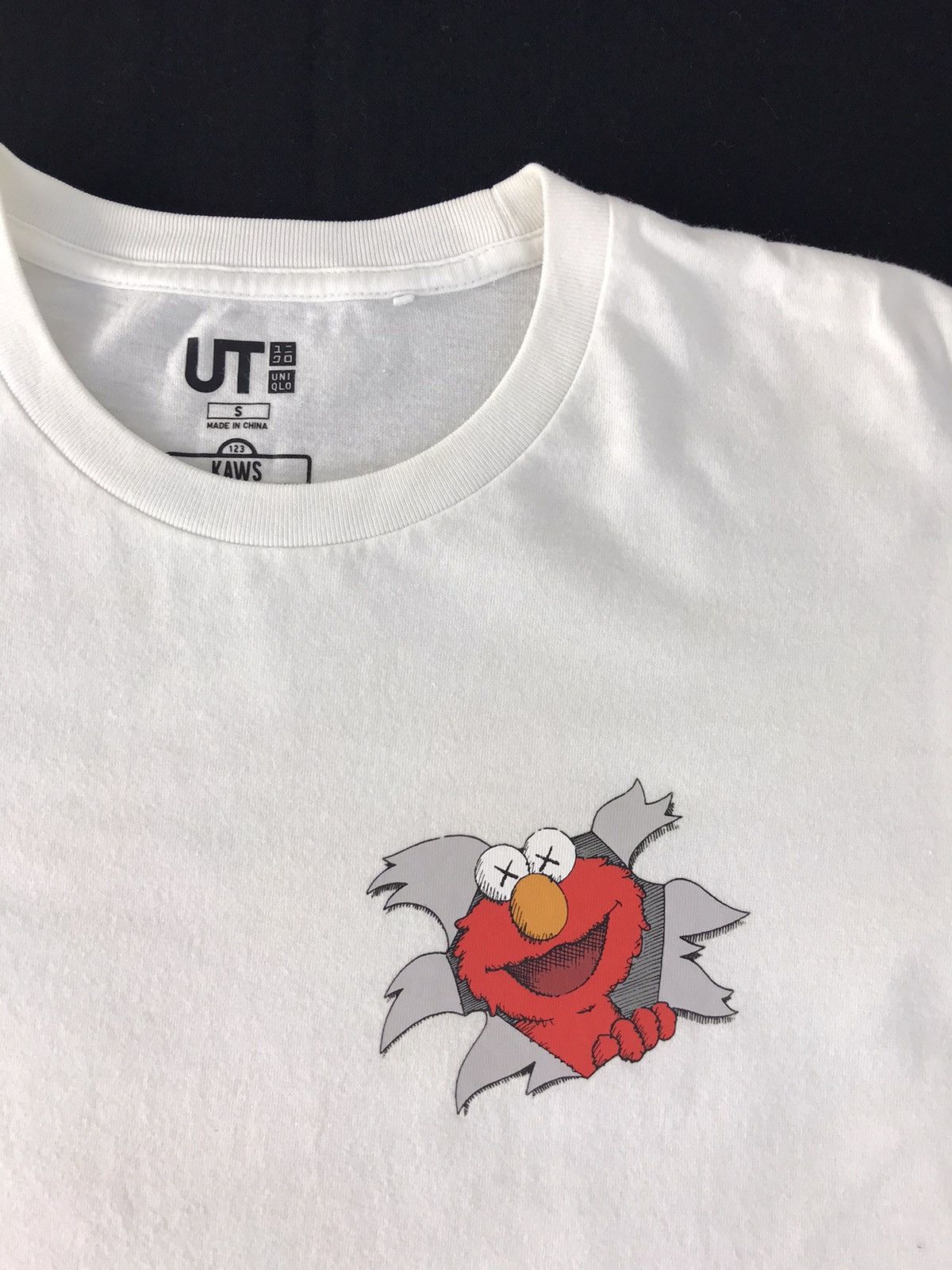 Japanese Brand × Kaws Cartoon Network Kaws Sesame Street Monster Tear Style Size US S / EU 44-46 / 1 - 3 Thumbnail
