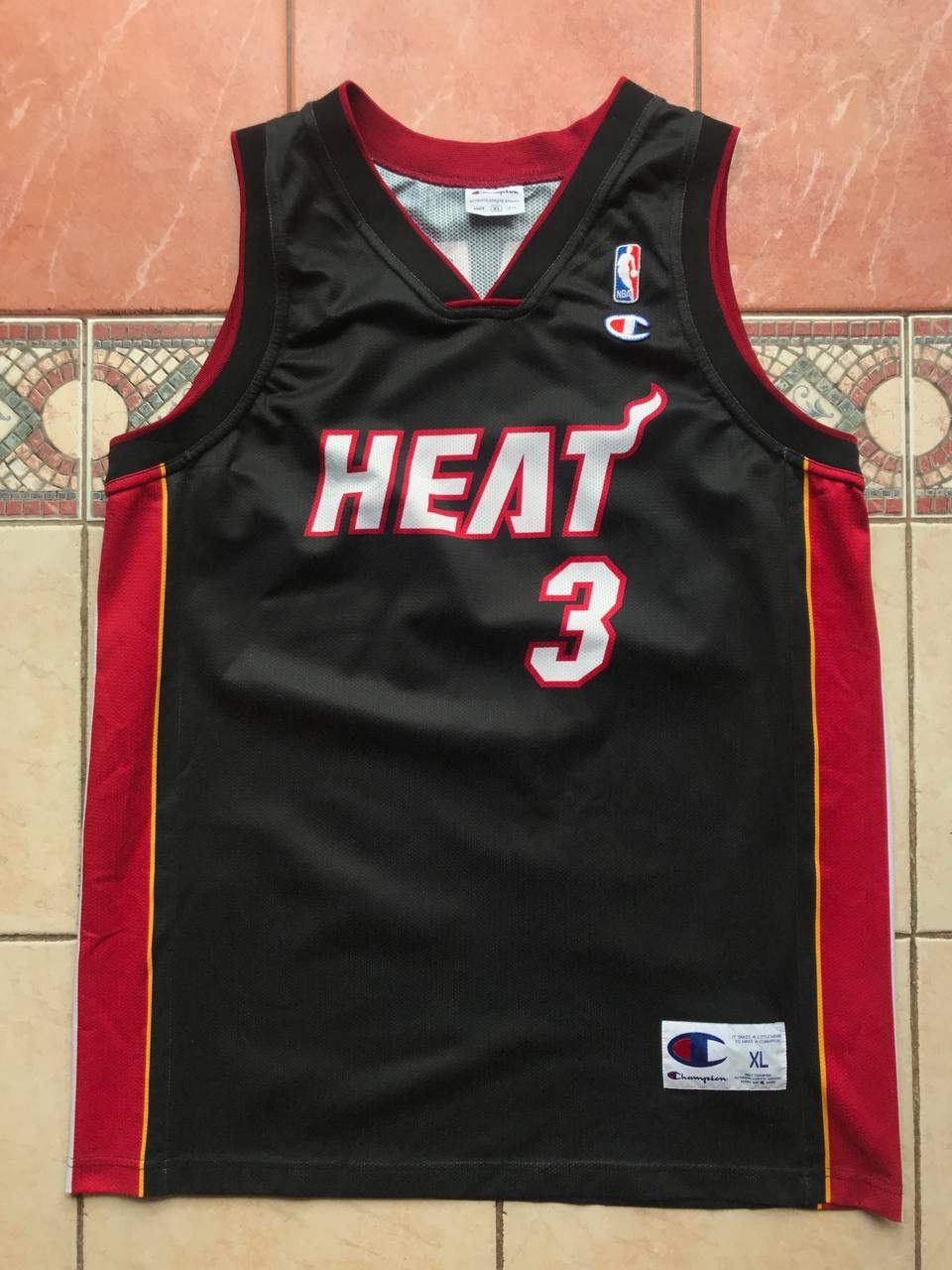 NBA × Vintage MIAMI HEAT NBA SHIRT #3 WADE CHAMPION BASKETBALL JERSEY Size US XL / EU 56 / 4 - 1 Thumbnail