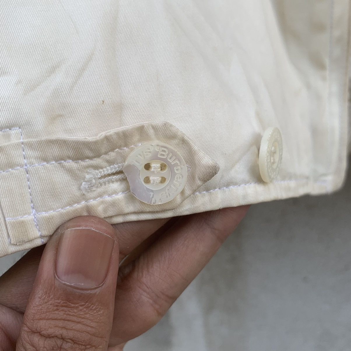 Burberry × Vintage VINTAGE BURBERRYS SMALLLOGO EMBROIDERY CROPPED ZIPPER JACKET Size M / US 6-8 / IT 42-44 - 20 Thumbnail