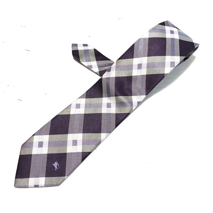 navy burberry tie