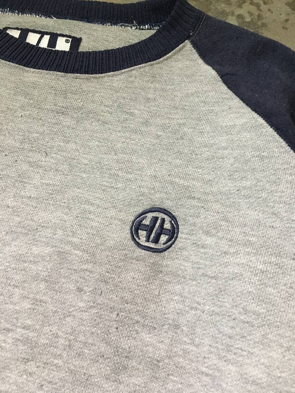 Helly Hansen × Vintage Vintage Helly Hansen Embroidery Logo Sweatshirt Size US L / EU 52-54 / 3 - 2 Thumbnail