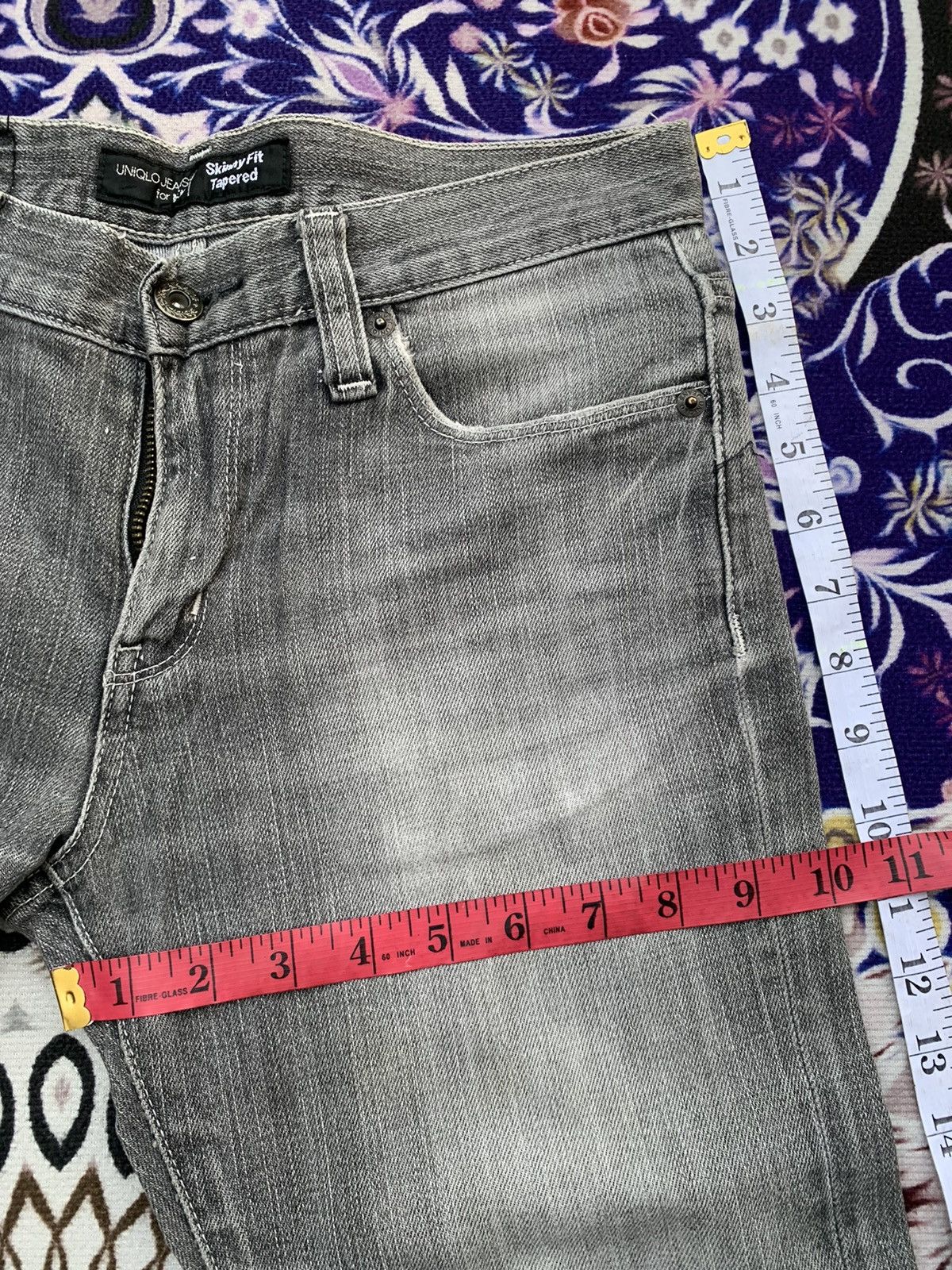 Uniqlo Uniqlo Faded Skinny Fit Denim Size US 31 - 12 Thumbnail