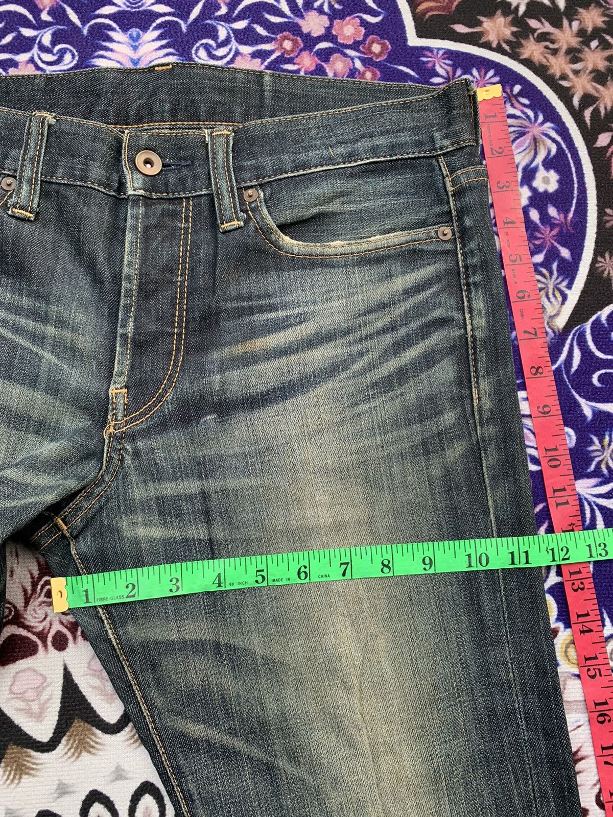 Uniqlo Uniqlo Distressed Denim Size US 35 - 13 Thumbnail