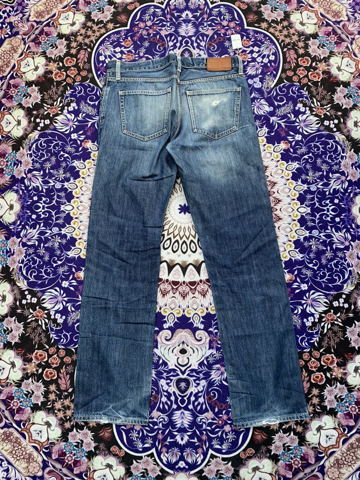 Uniqlo Uniqlo Faded Wash Denim Size US 35 - 6 Thumbnail