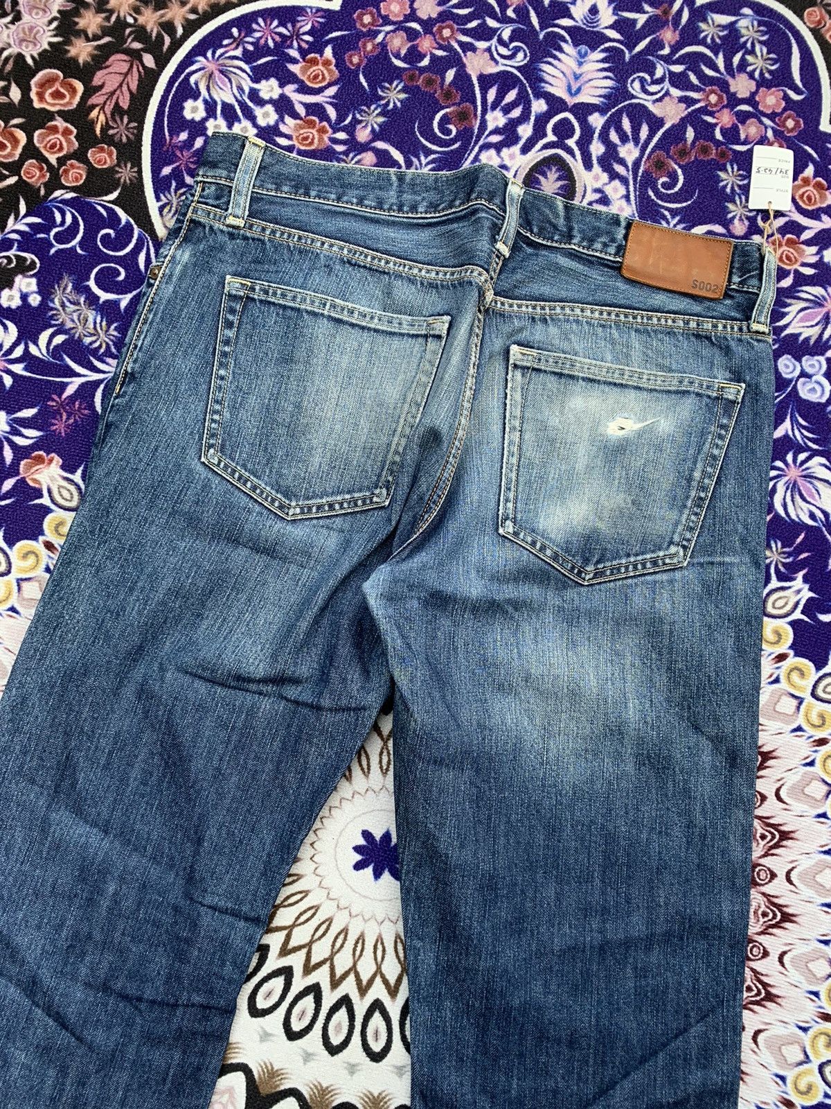 Uniqlo Uniqlo Faded Wash Denim Size US 35 - 9 Thumbnail