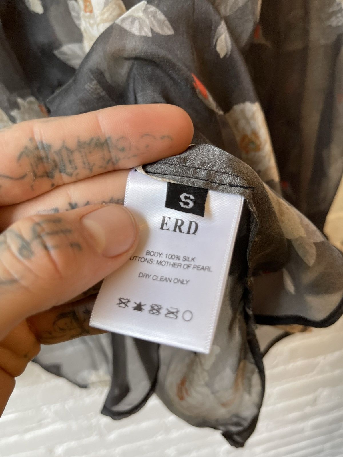 Enfants Riches Deprimes ERD 100% SILK SHEER ROSE SHIRT 4GSELLER Size US S / EU 44-46 / 1 - 11 Thumbnail