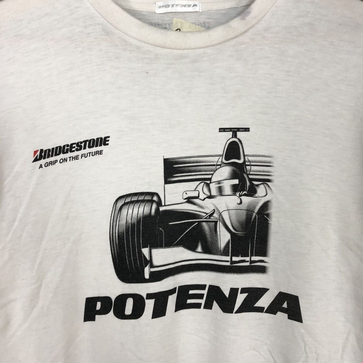 Vintage DL 90s Y2K Bridgestone Potenza F1 vintage WHite Tshirt #3542 Size US L / EU 52-54 / 3 - 8 Thumbnail
