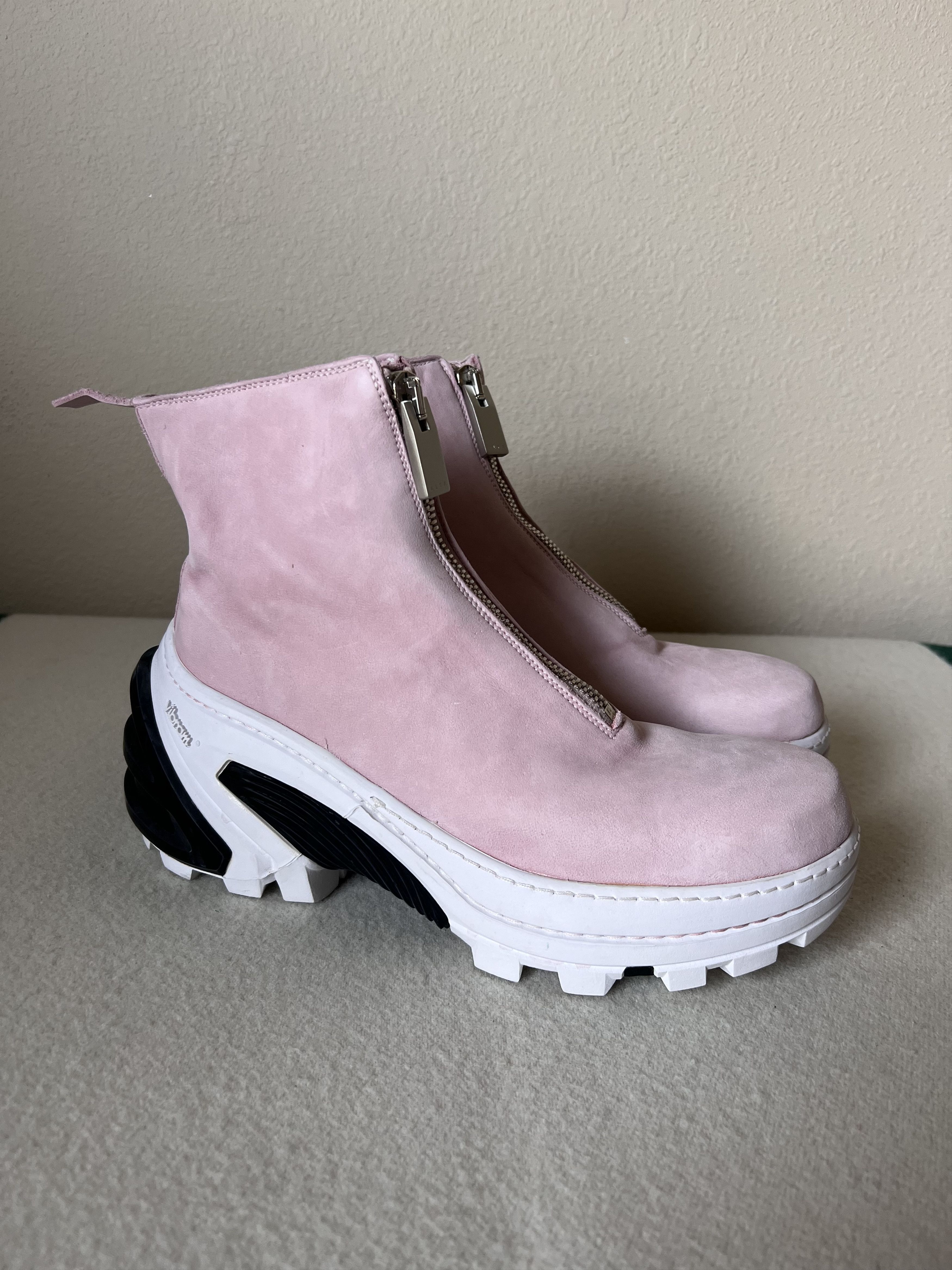 image of 1017 Alyx 9Sm Guidi Zipper Boots Pink Suede, Men's