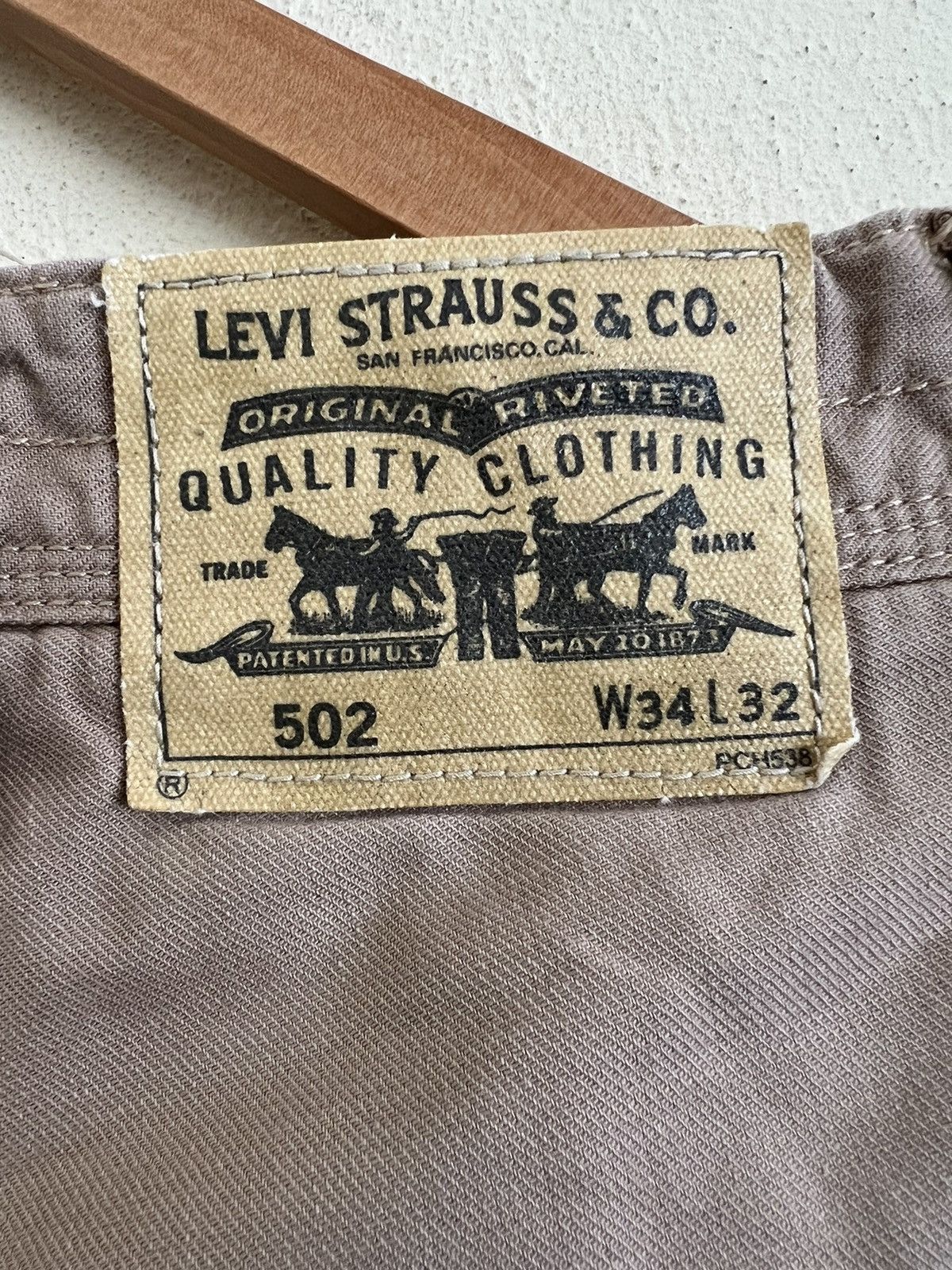 Levi's × Levi's Vintage Clothing × Vintage Vintage Levi’s San Francisco Cargo Pants Size US 35 - 10 Thumbnail