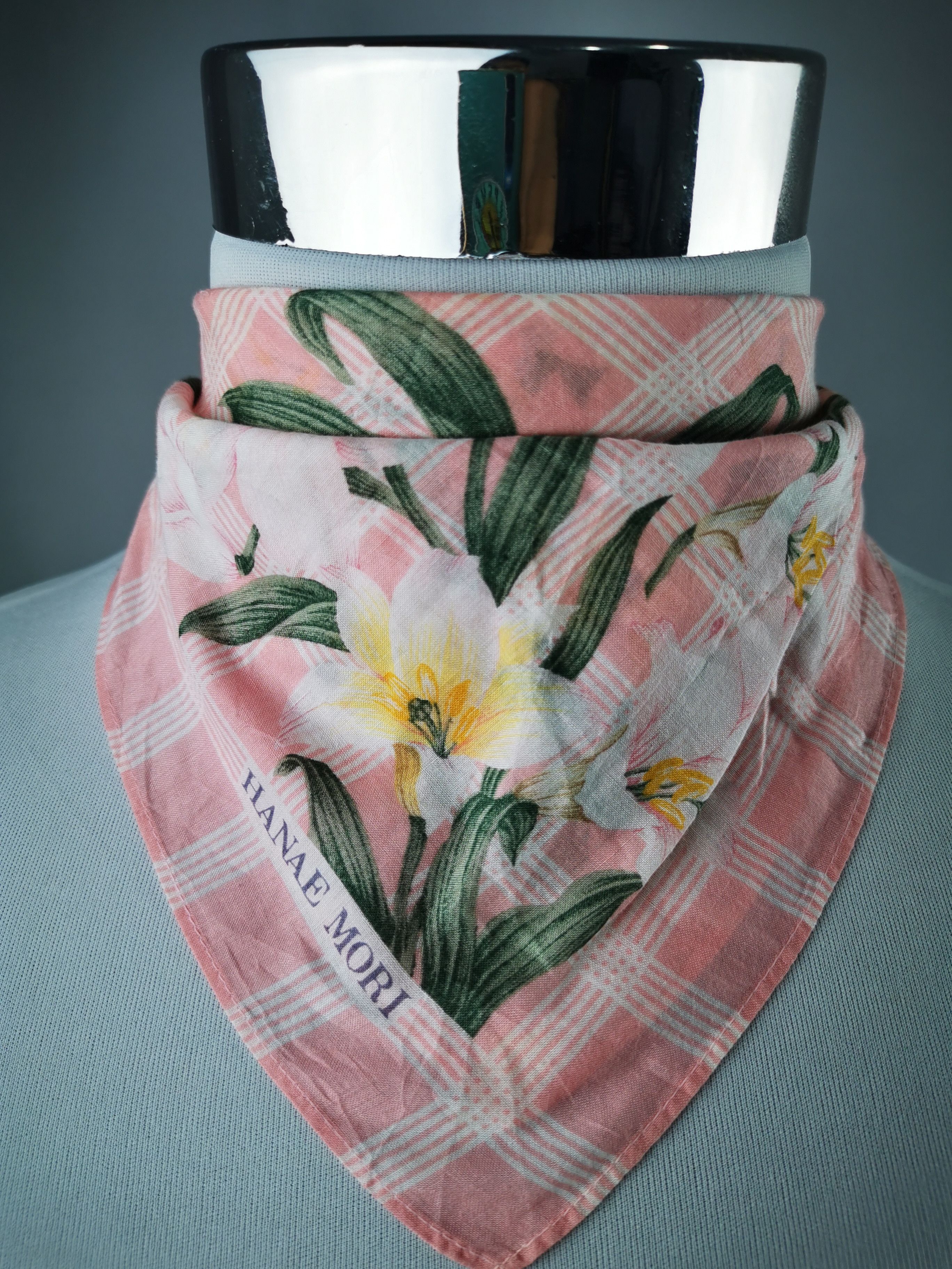 Hanae Mori × Vintage Hanae mori handkerchief / neckerchief / bandana Size ONE SIZE - 1 Thumbnail
