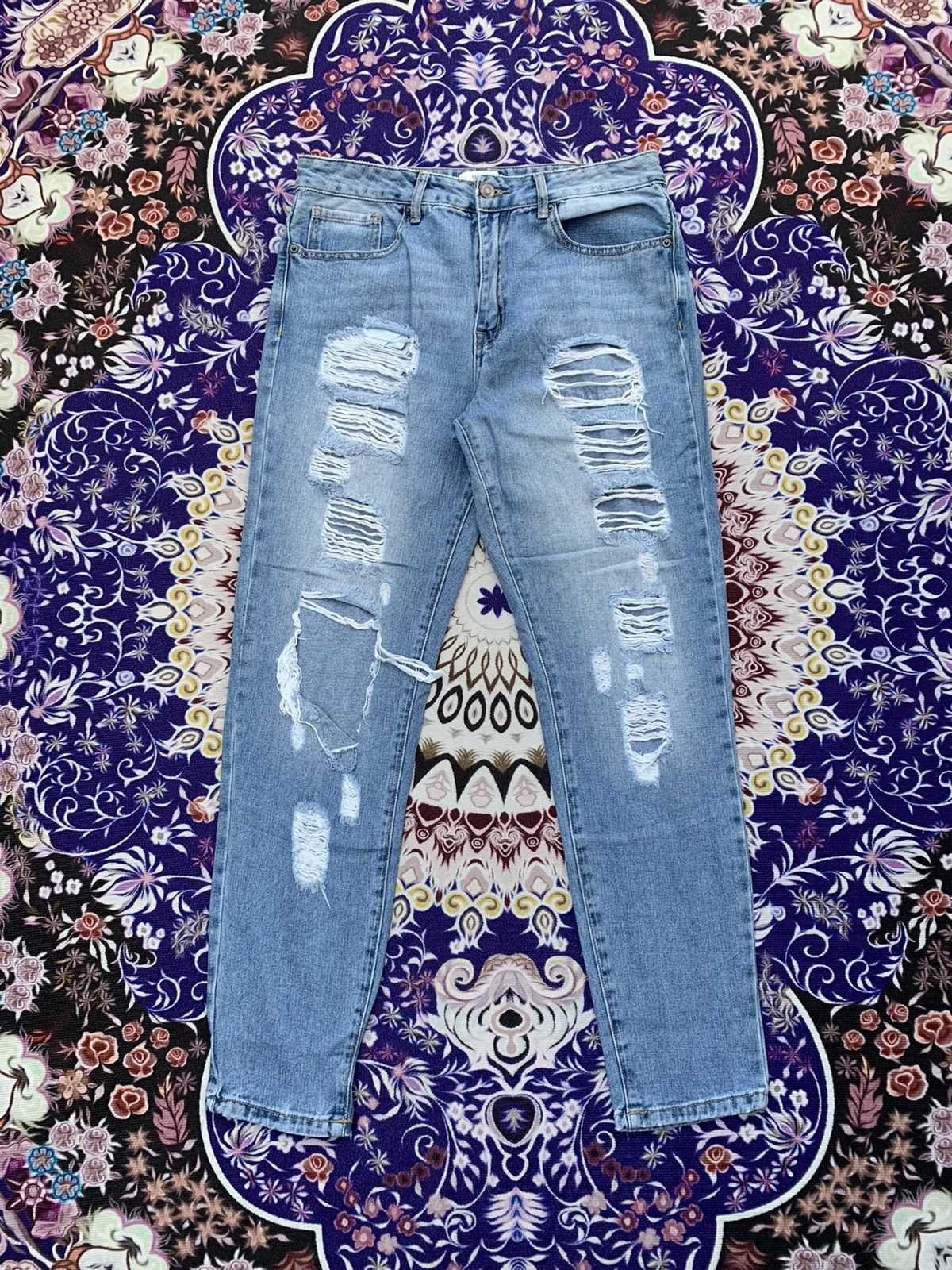 Designer × Forever 21 Forever 21 Distressed Denim Size US 32 / EU 48 - 1 Thumbnail