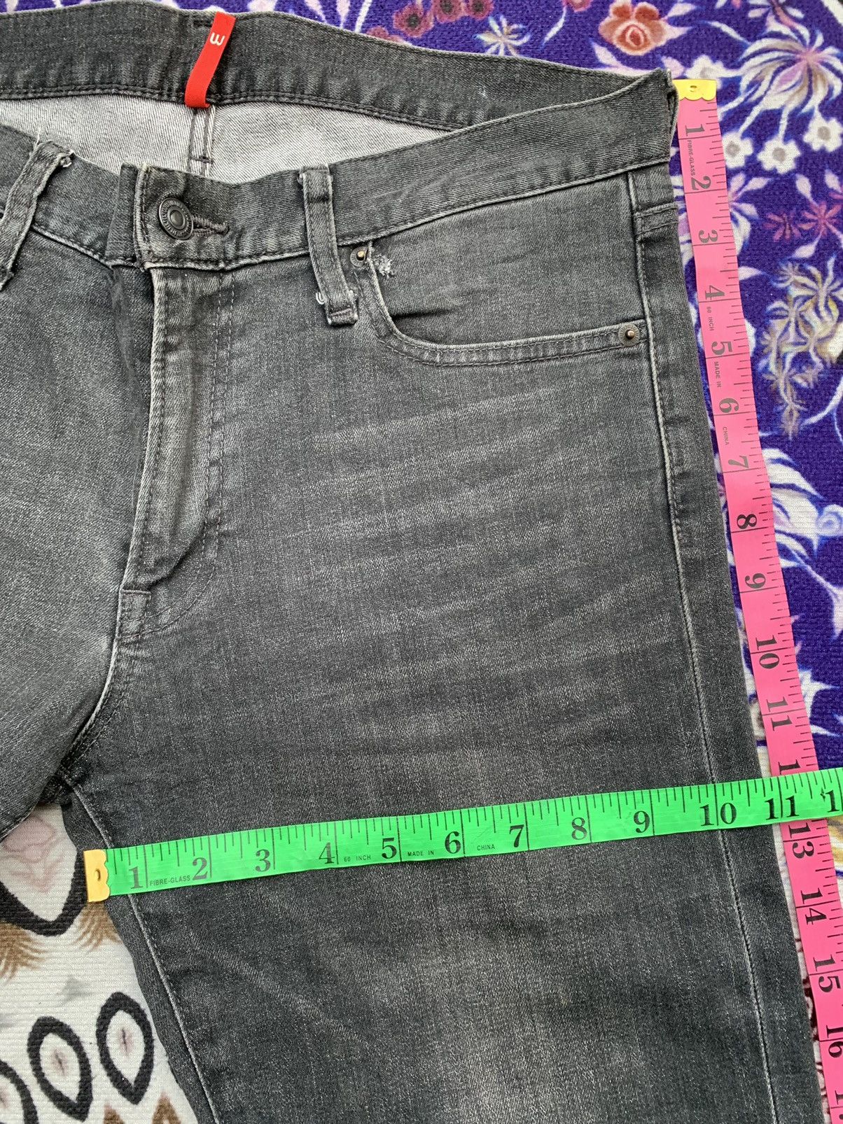 Japanese Brand Uniqlo Faded Wash Denim Size US 35 - 9 Thumbnail